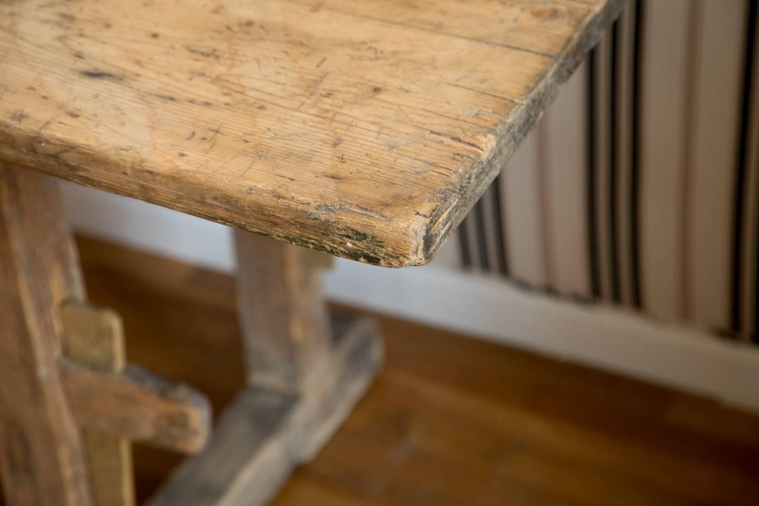 Terrific shape to this rustic old pine farm table.