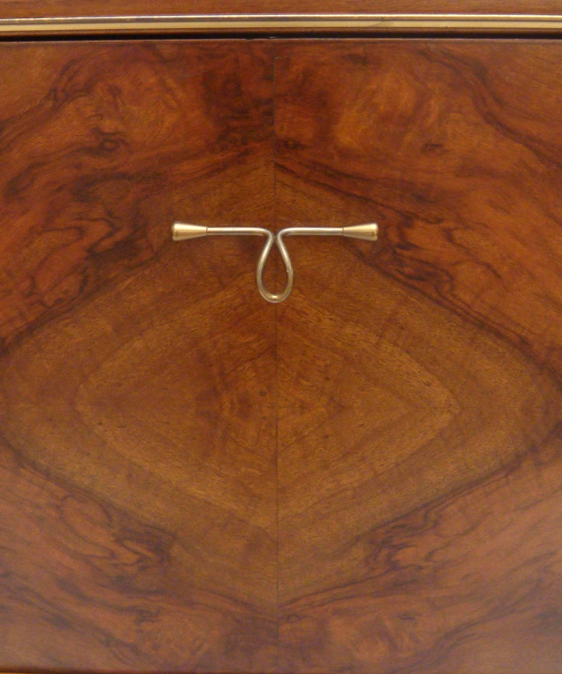 Mid-Century Modern Small Italian 1950s Walnut Cocktail Cabinet with Mirrored Interior