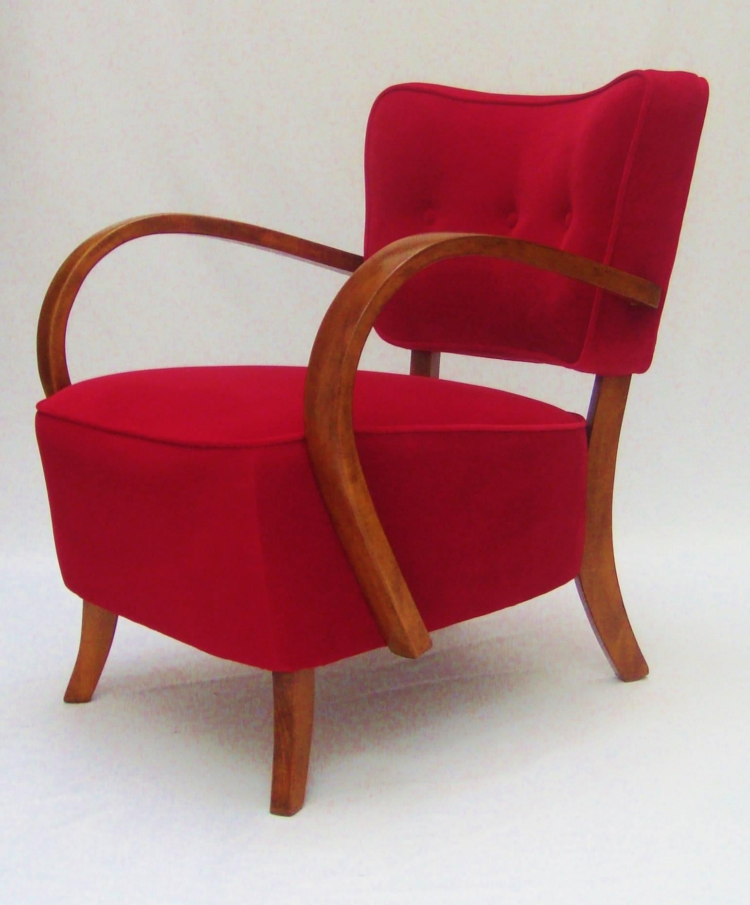 Czech Pair of 1940s Armchairs Designed by Jindrich Halabala