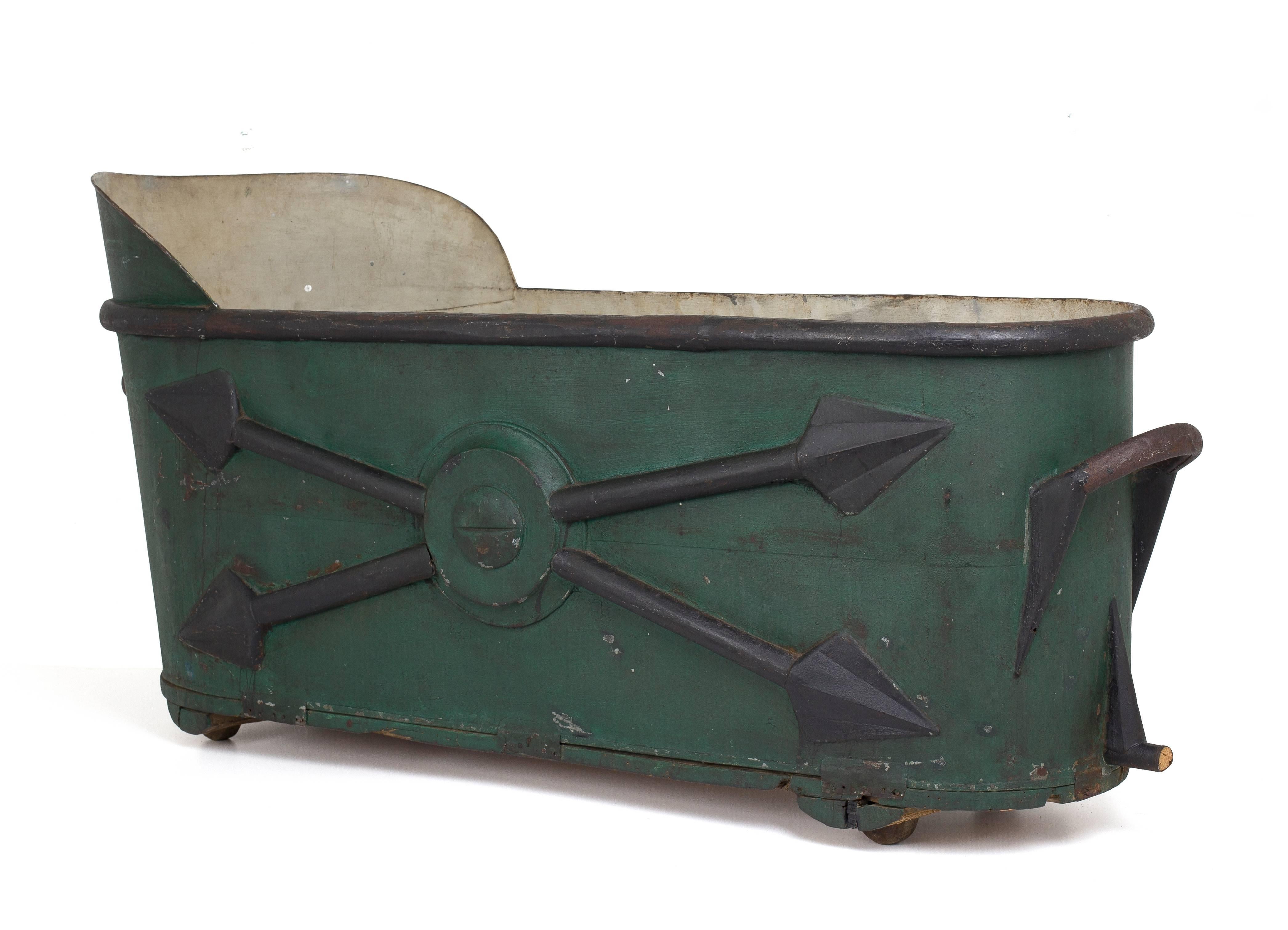 Paint Rare French Napoleonic Officers Bathing Tub 19th Century For Sale