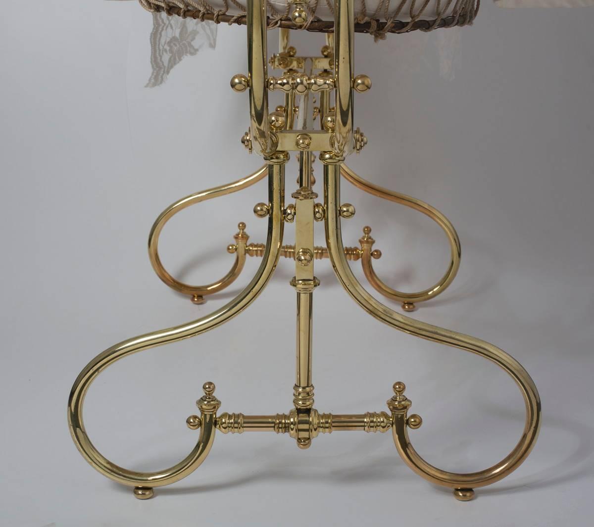 bassinet instrument