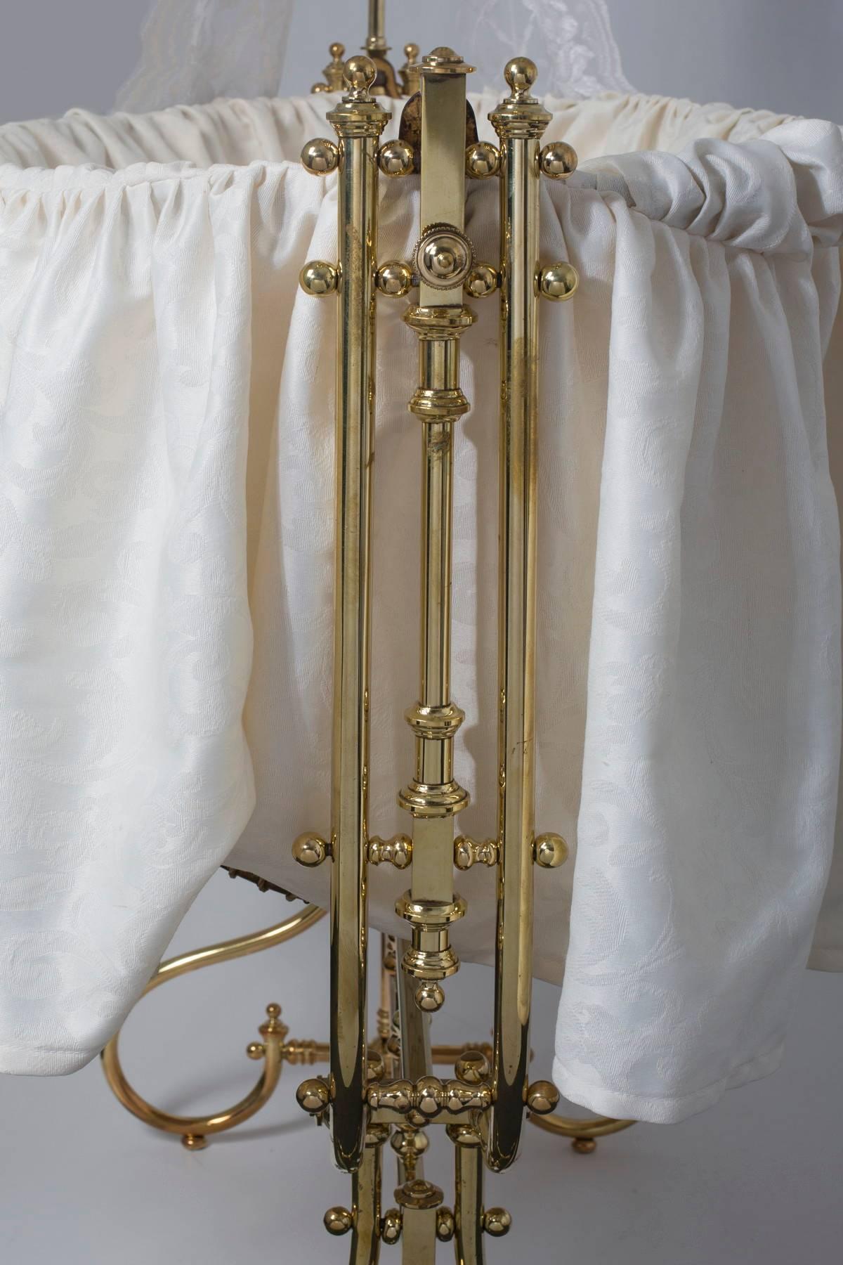 victorian bassinet