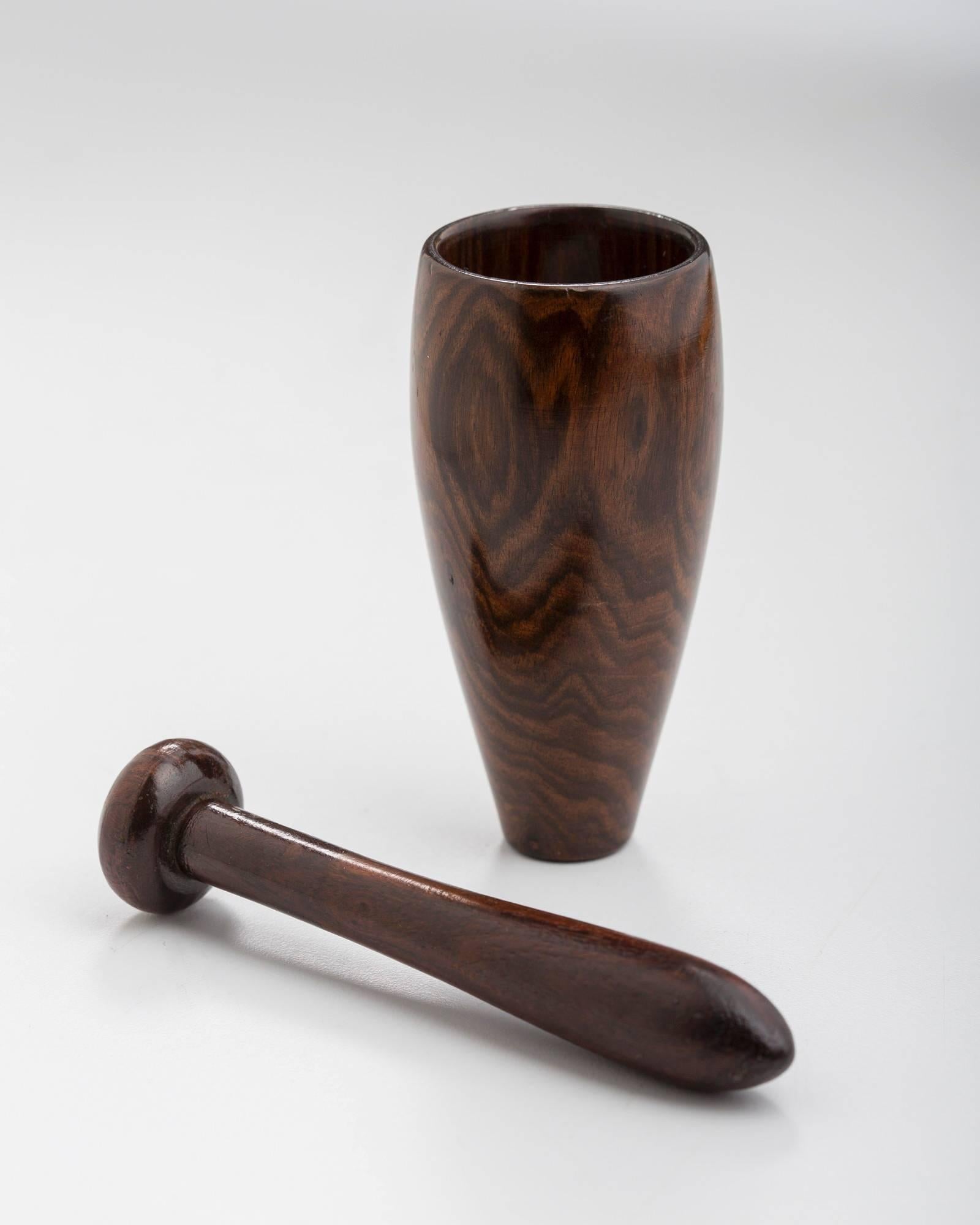 English, rosewood, mortar and pestle for snuff/ tobacco, circa 1820.
4.0
