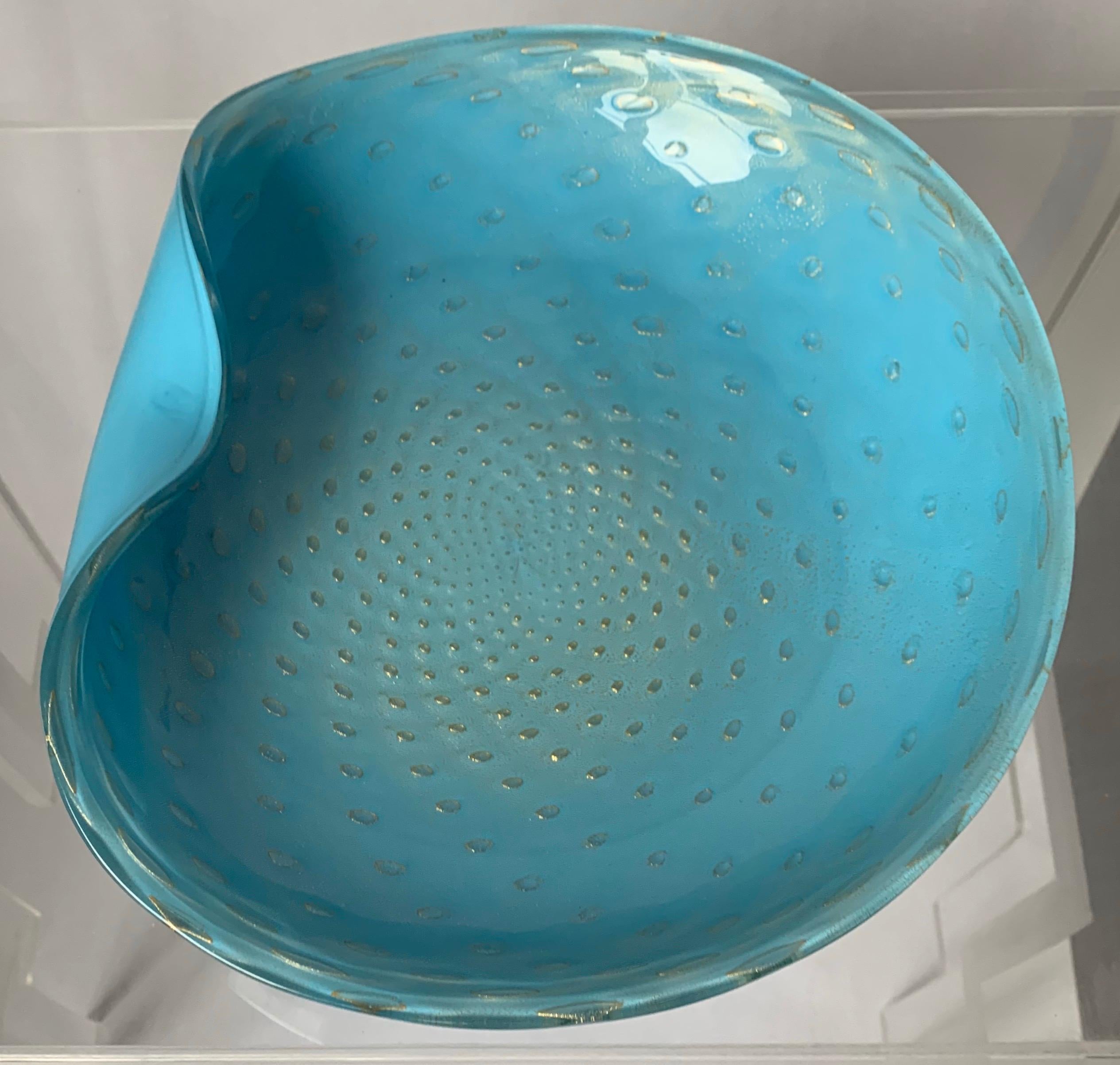 Large midcentury Murano glass ashtray by Barbini. Robins egg blue with all-over bullicante (controlled bubbles) and gold flecks.