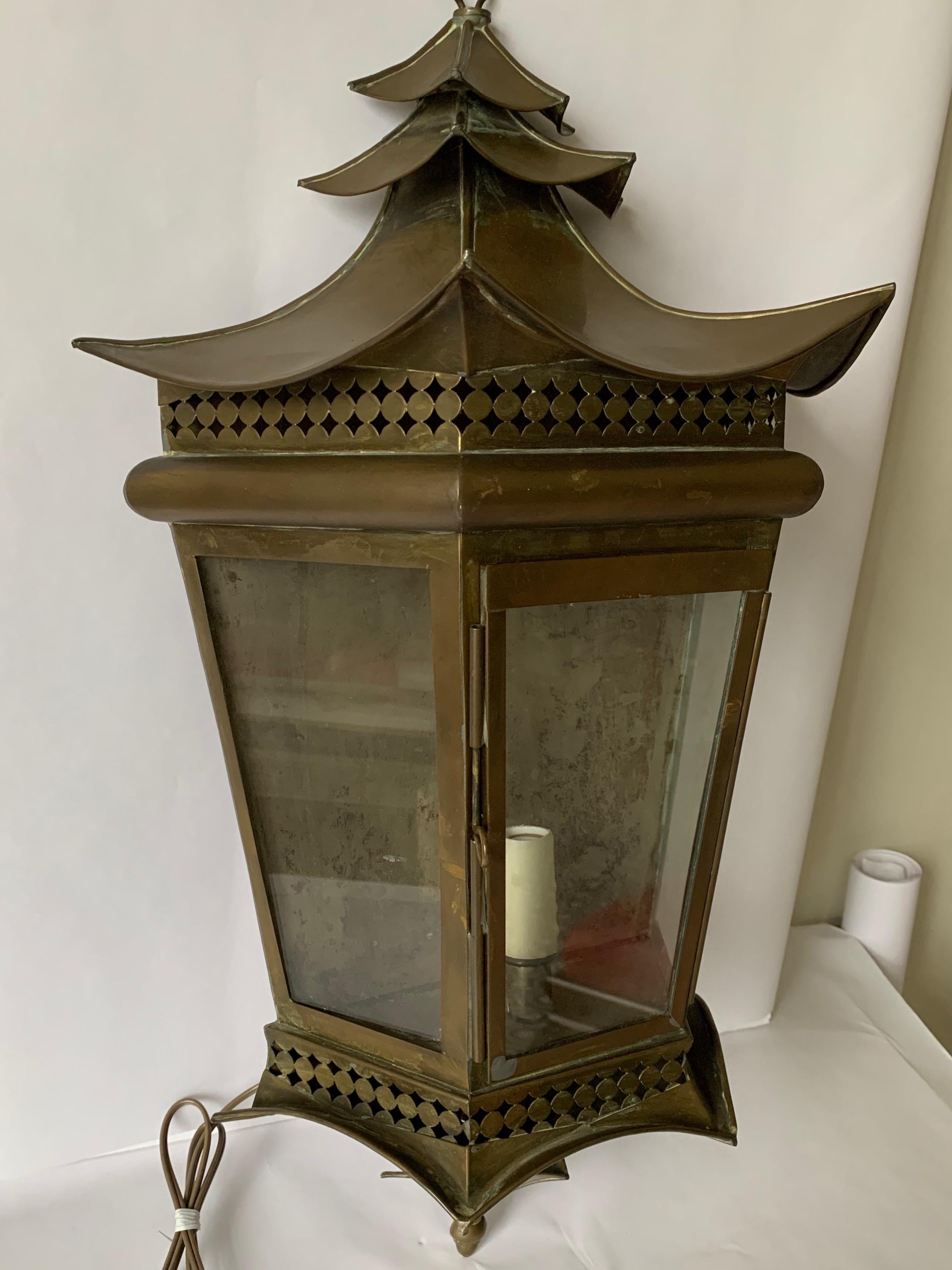 Italian Brass Pagoda Large Sconce For Sale 5