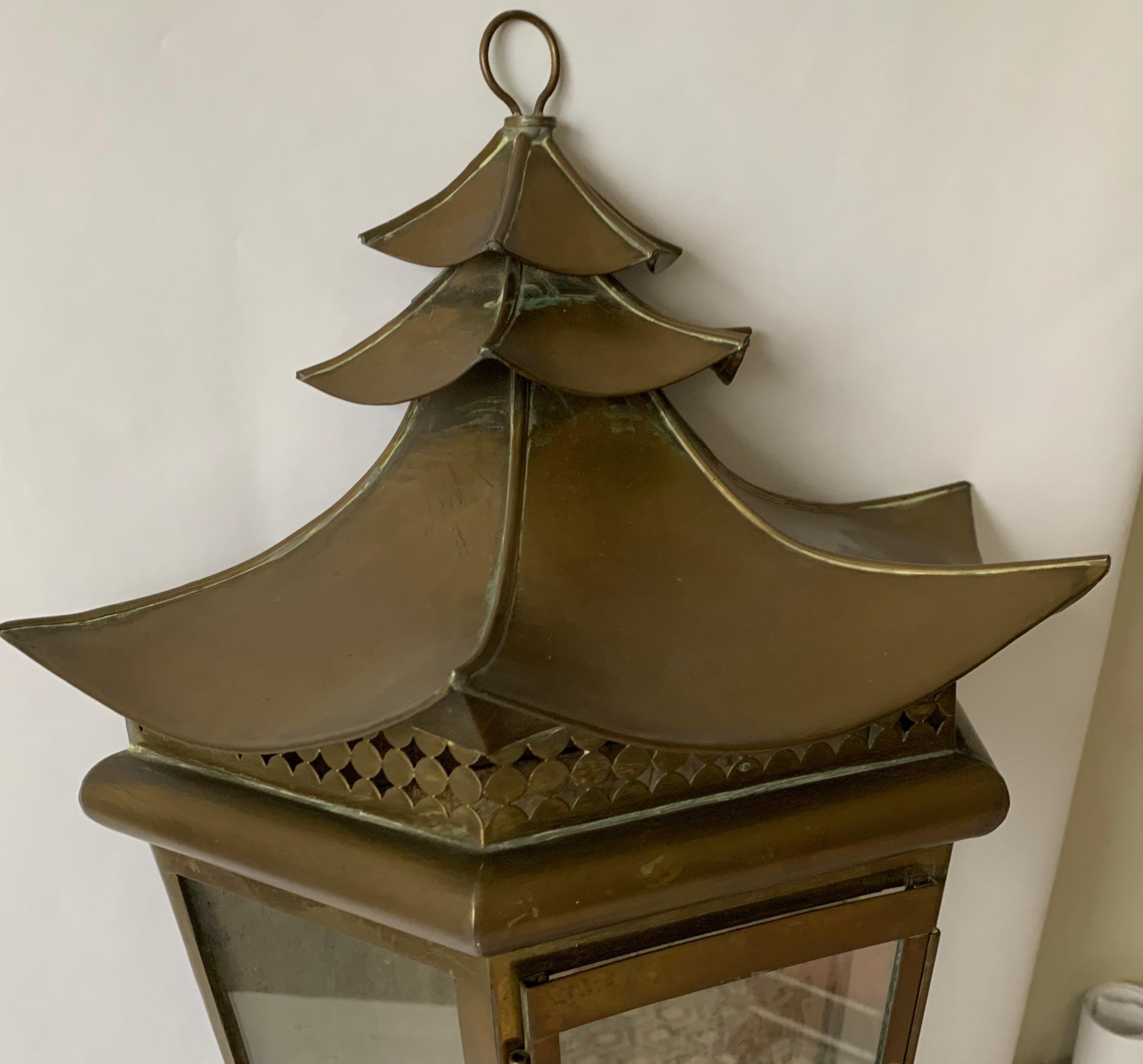 Italian Brass Pagoda Large Sconce For Sale 6