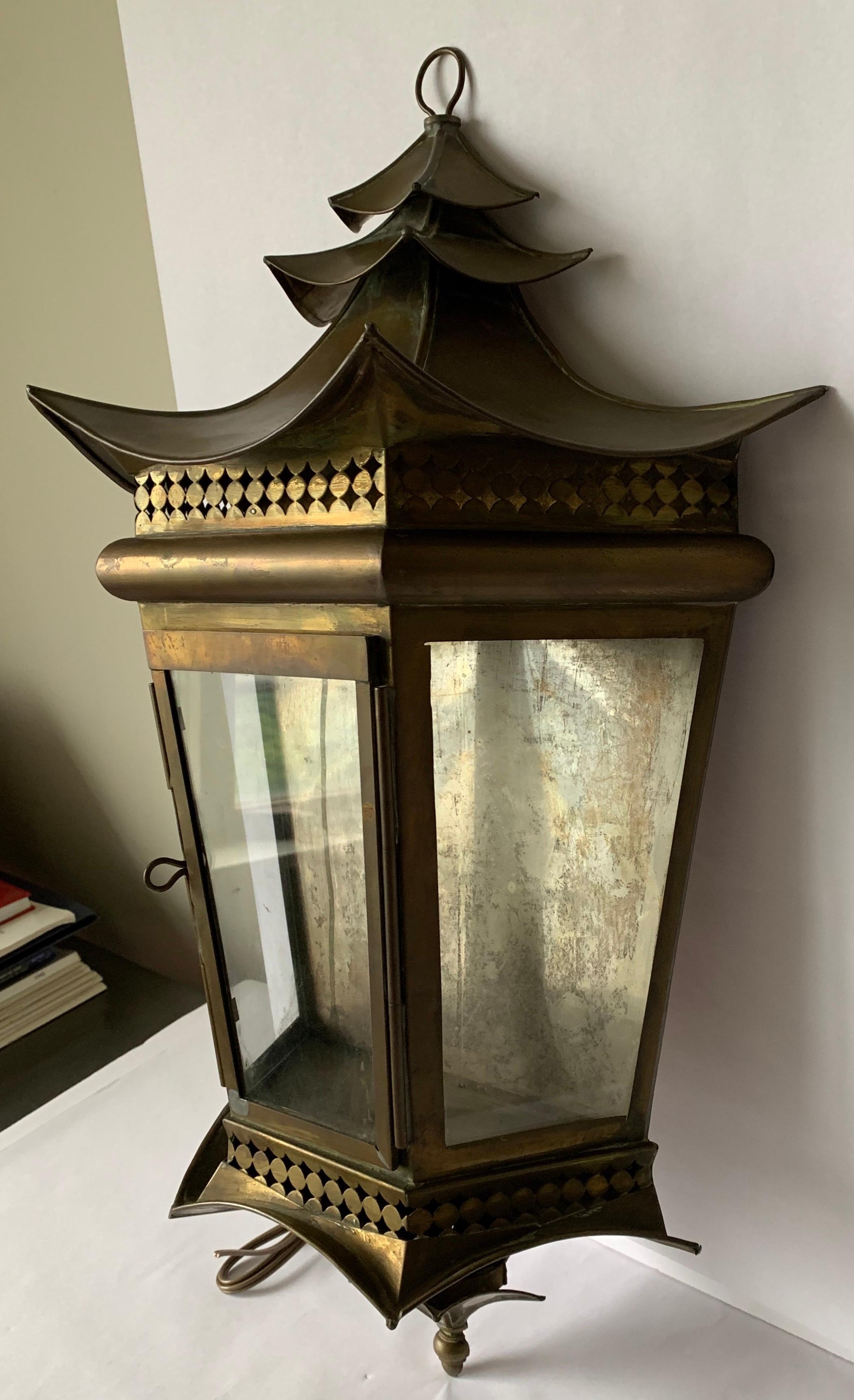 Italian Brass Pagoda Large Sconce For Sale 9
