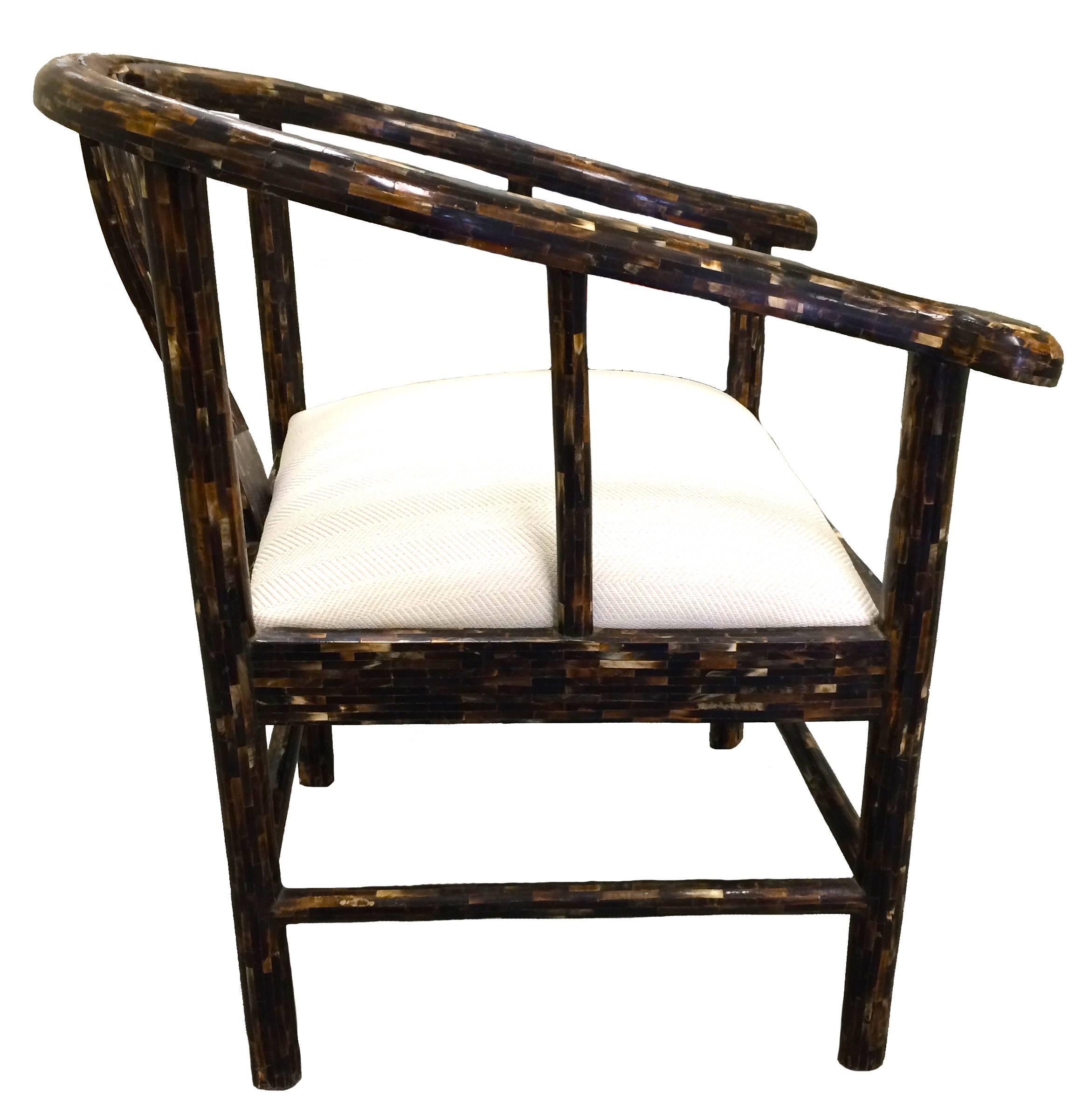 Chinoiserie Enrique Garcel Tessellated Horn Horseshoe Chair