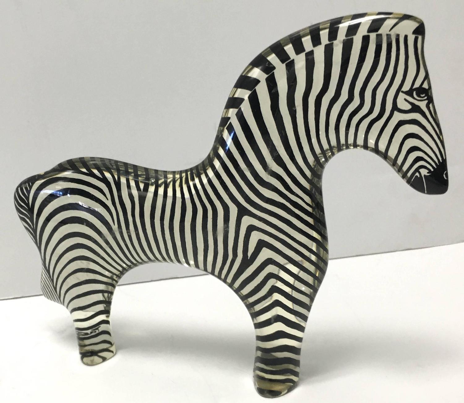 Abraham Palatnik Lucite Acrylic Large Zebra Sculpture For Sale at 1stdibs