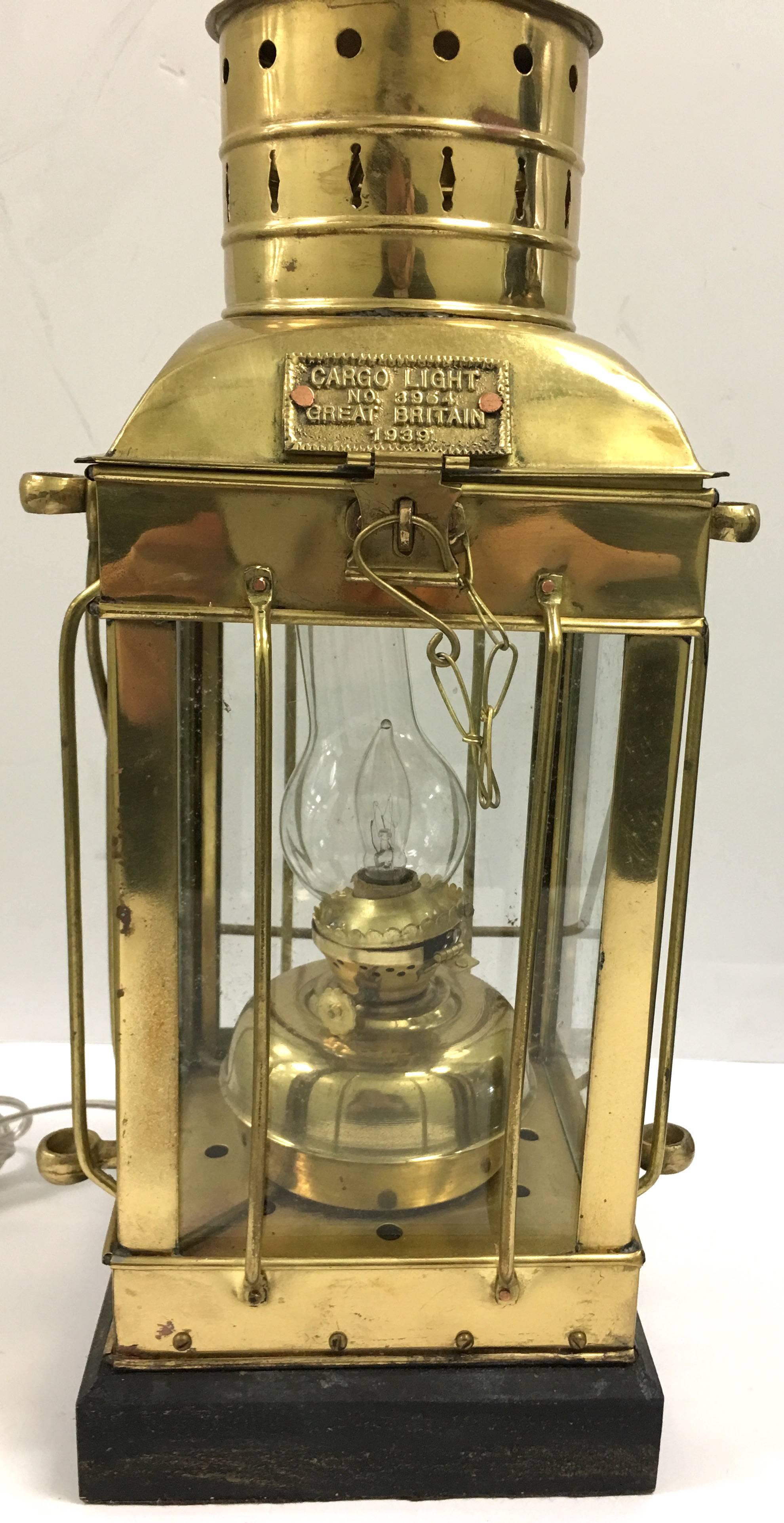 cargo light no 3954 great britain 1939