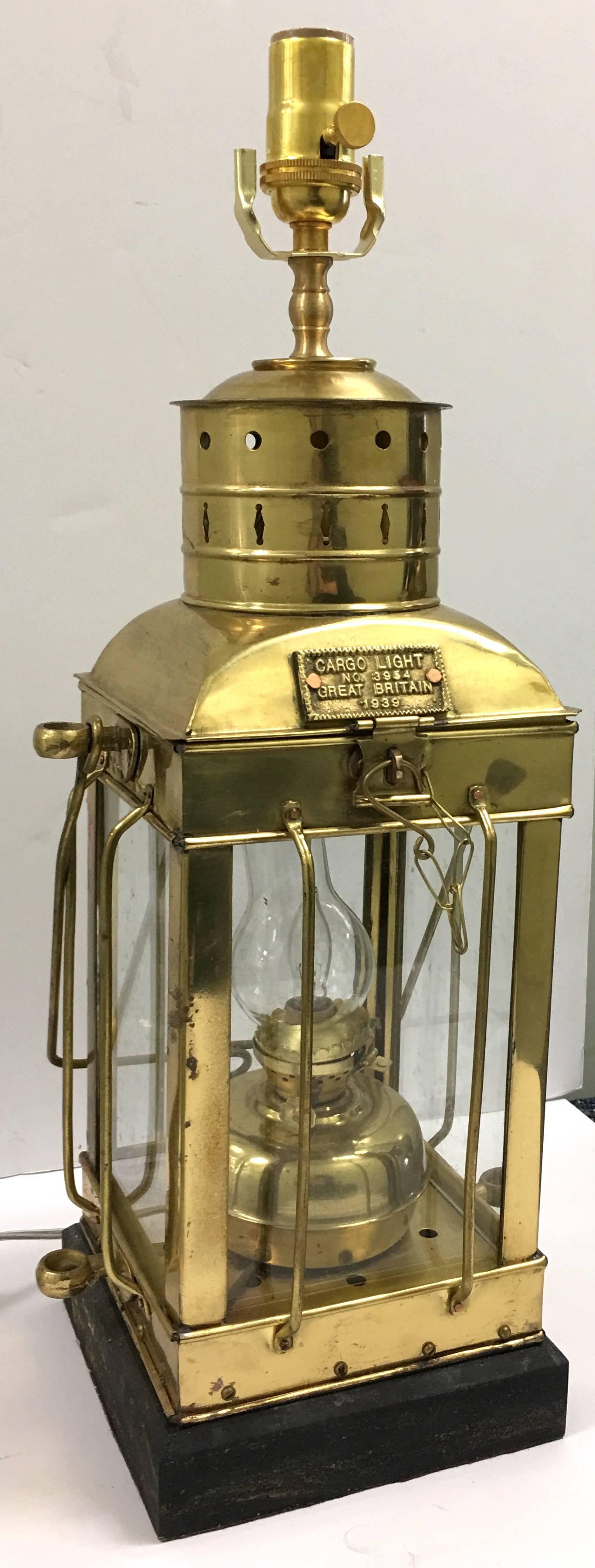 English 1939 Great Britain Brass Cargo Ship Lantern Lamp