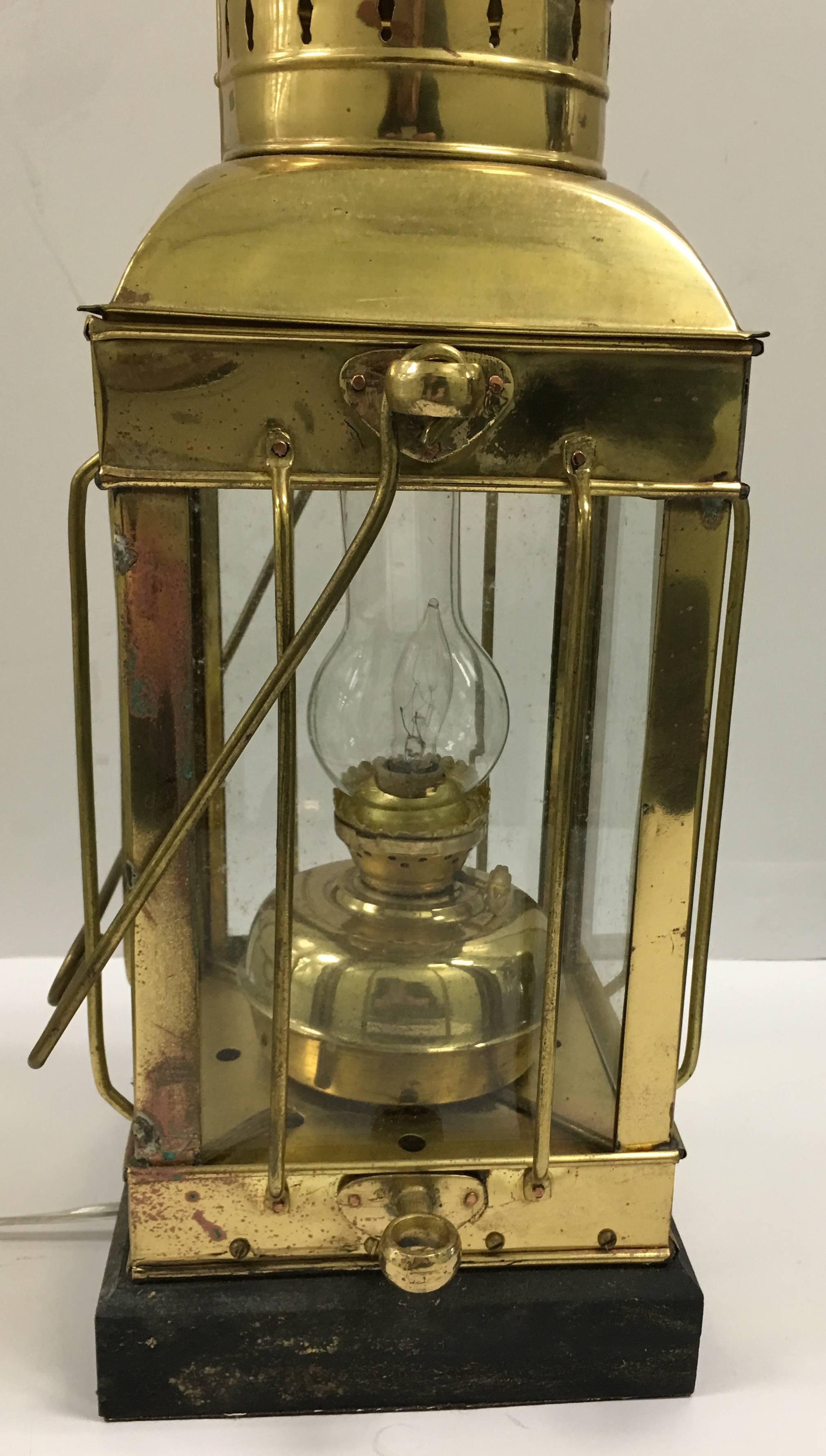 1939 Great Britain Brass Cargo Ship Lantern Lamp In Good Condition In Stamford, CT