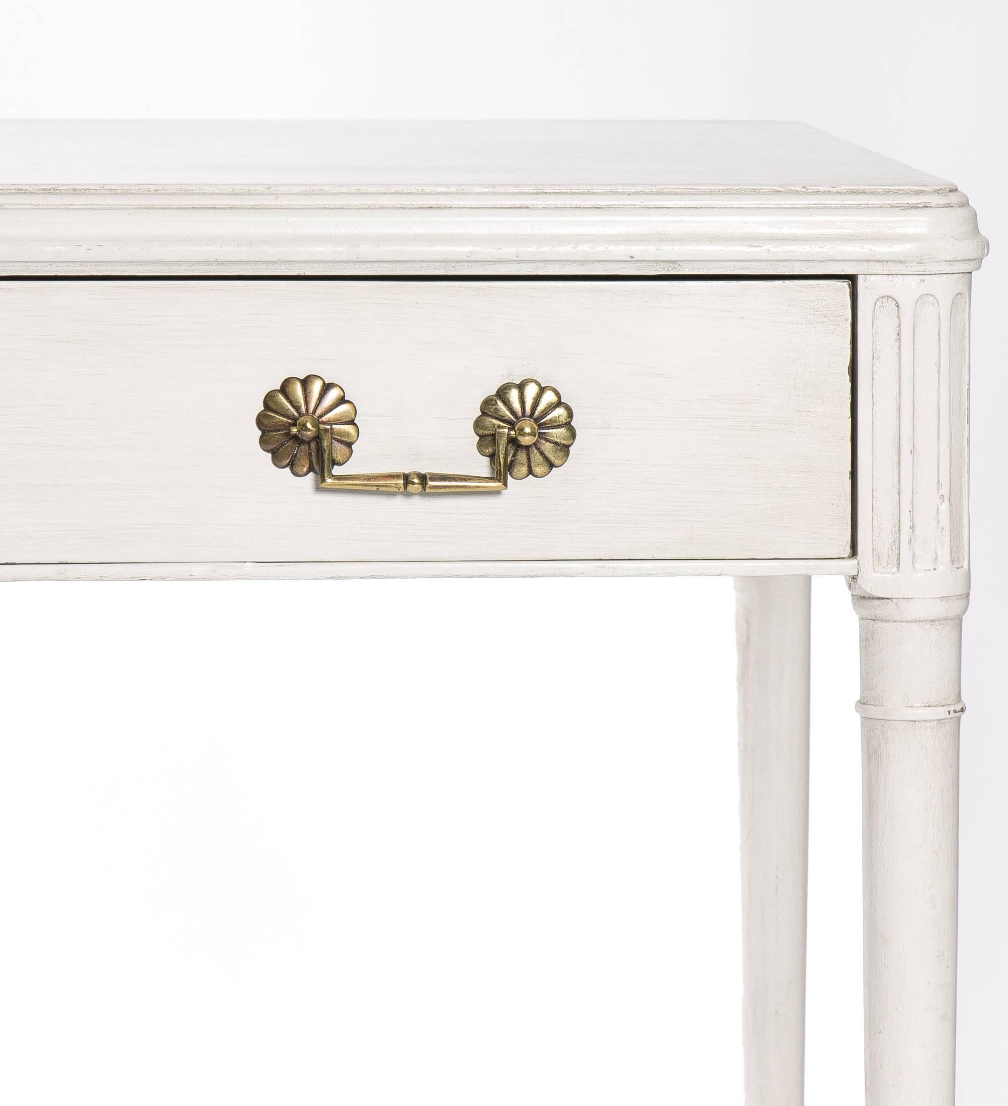 Louis XV 1940s White Painted Writing Desk/ Vanity by Widdicomb