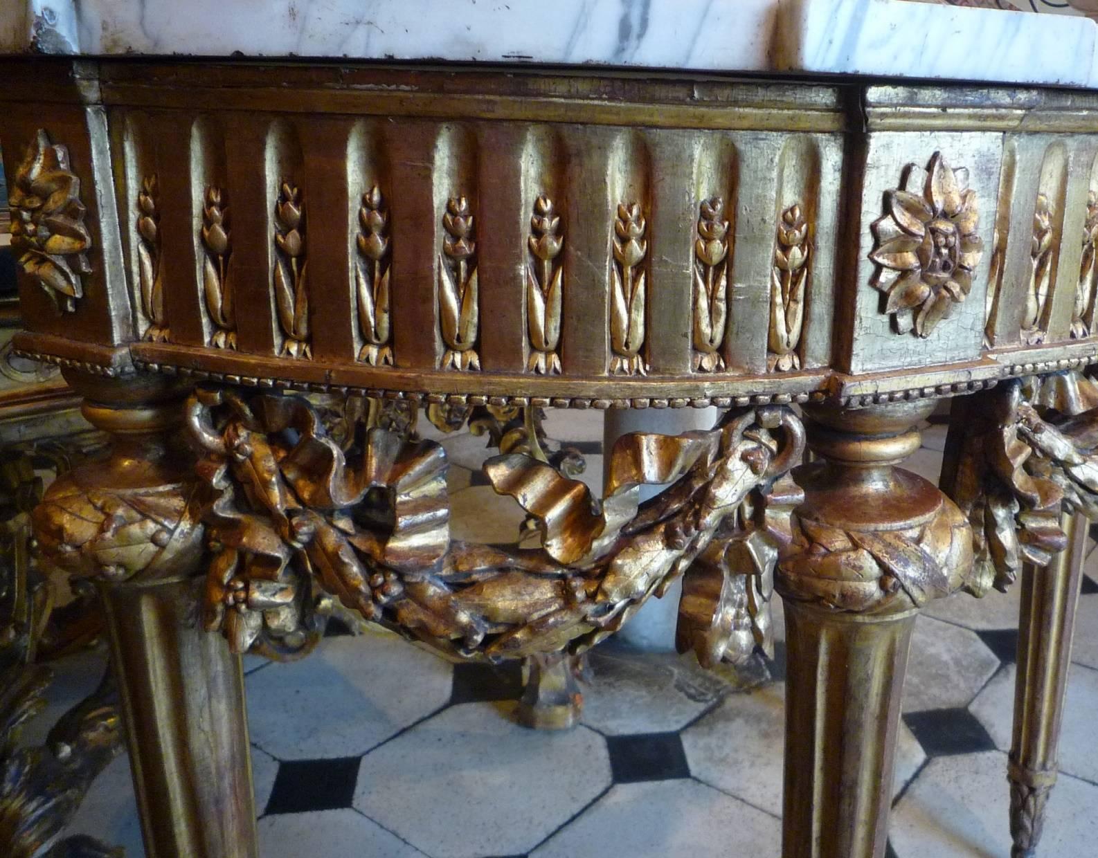 French Louis XVI Period Carved and Giltwood Demilune Console Table, 1780 For Sale 3