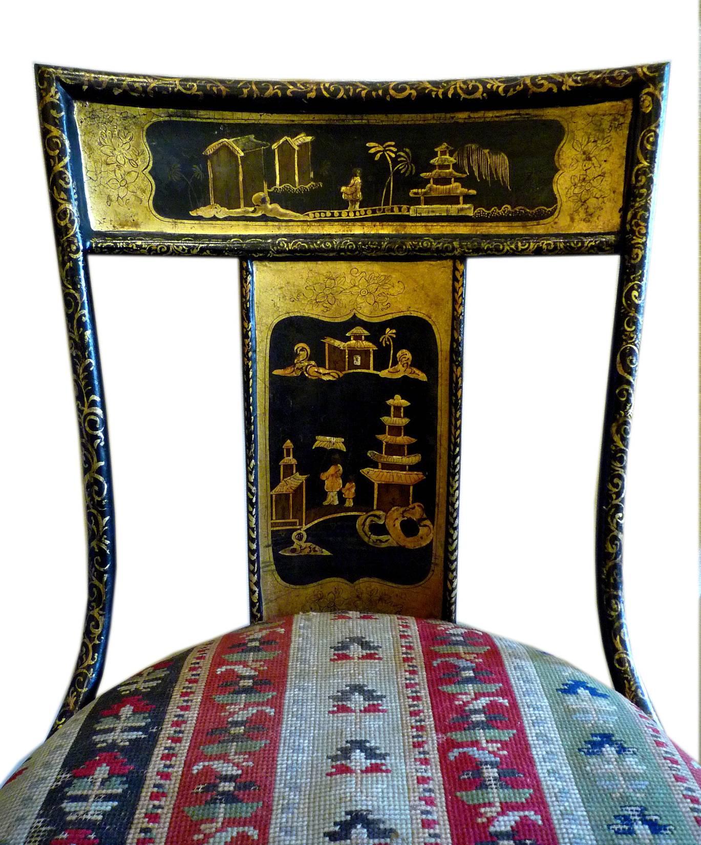 Pair of Victorian Painted Iron Chairs, Chinoiserie Decoration, Prov. M. Castaing In Good Condition In Paris, FR