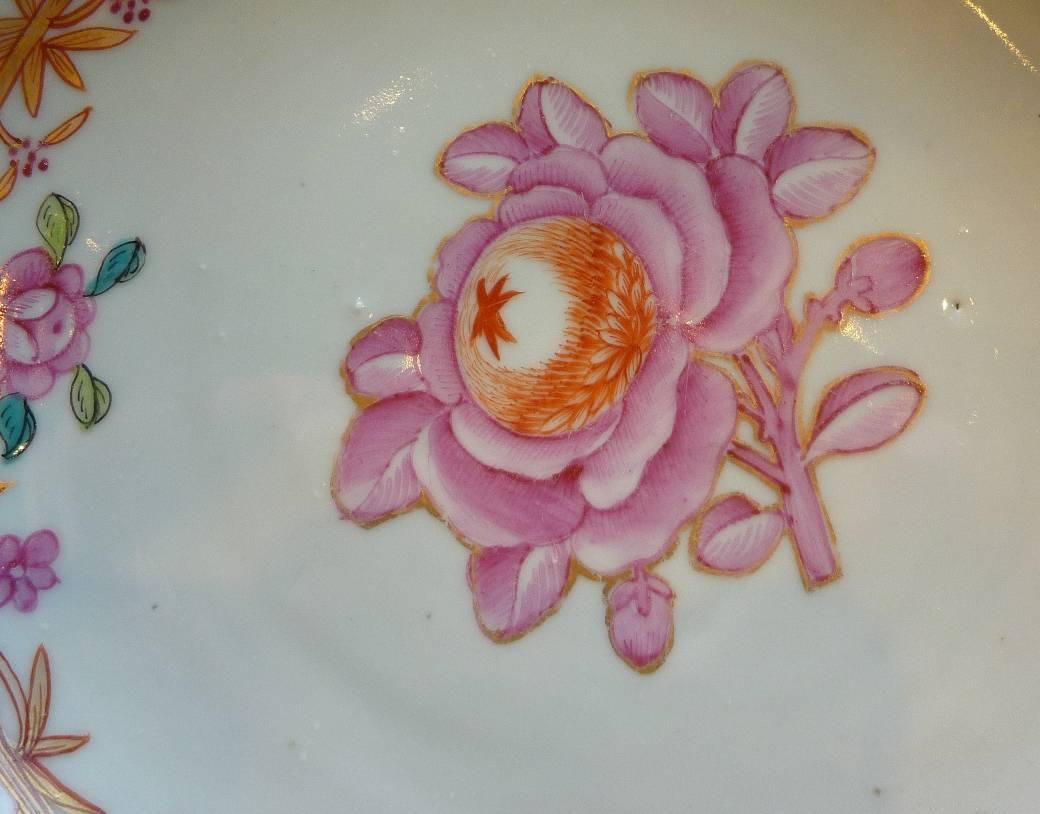 Part of a Table Service in Chinese Porcelain, John Adams Model, circa 1770 In Good Condition In Paris, FR