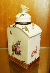 Meissen Porcelain Tea Box, Mounted in Silver and Gilt Bronze, circa 1750