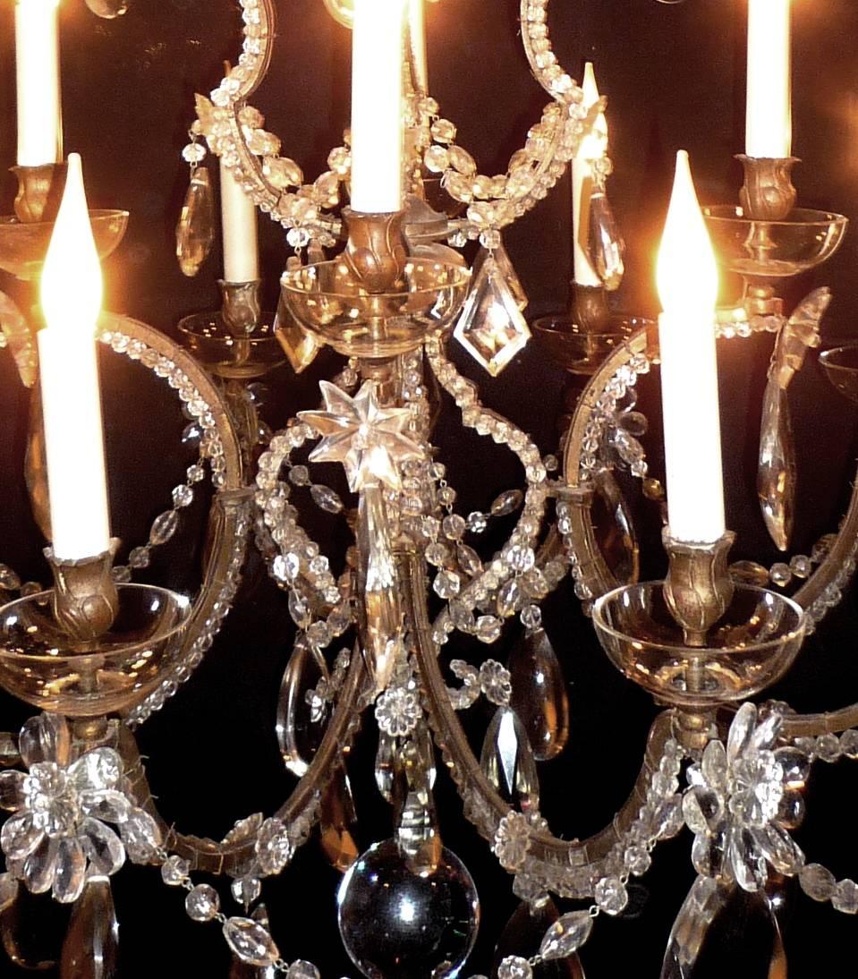 Mid-20th Century Large French Gilt Bronze Metal and Crystal Chandelier, Maison Baguès, circa 1940