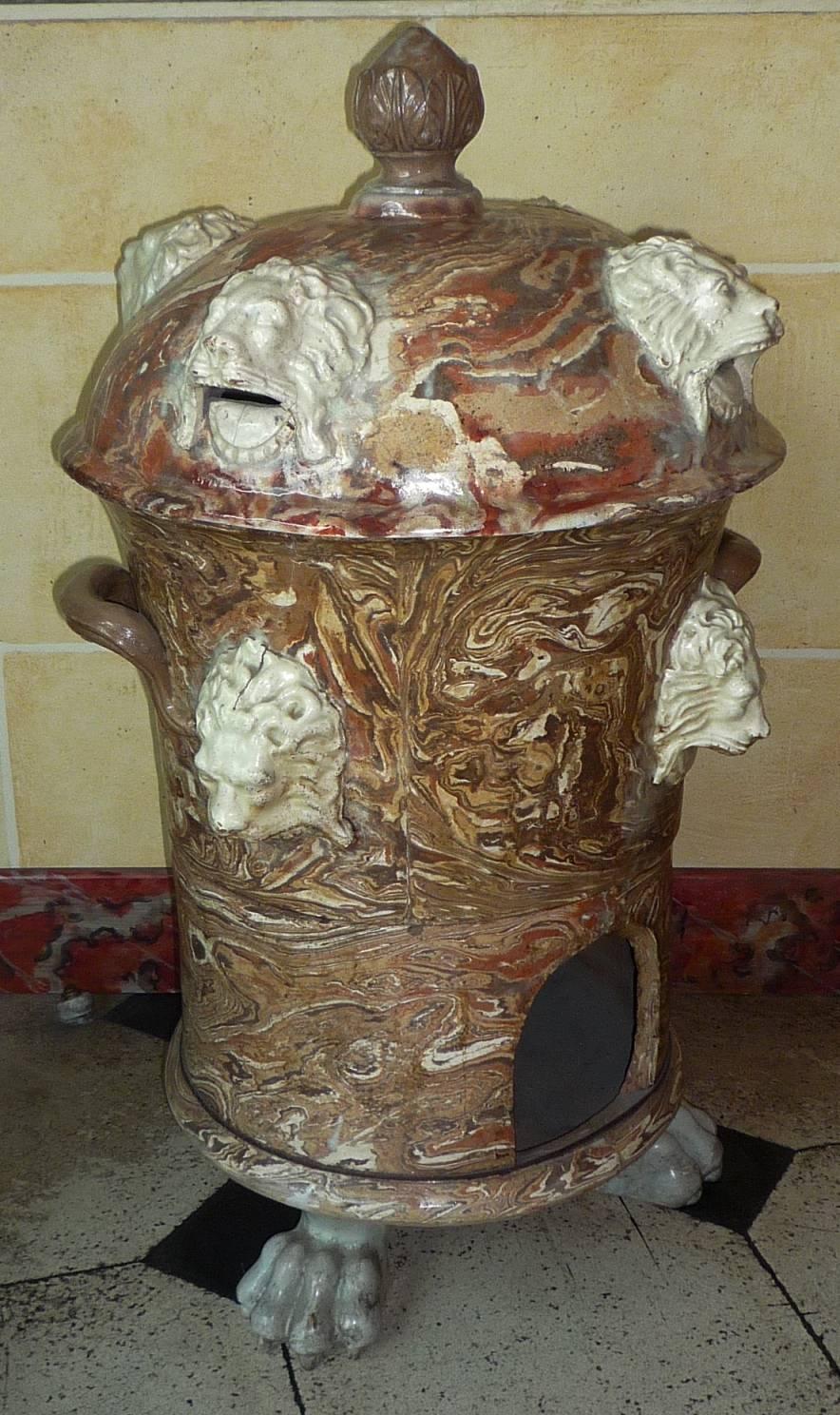 A rare and large Roman or Neapolitan ceramic brasero, imitating marble, neoclassical period, circa 1780-1800.