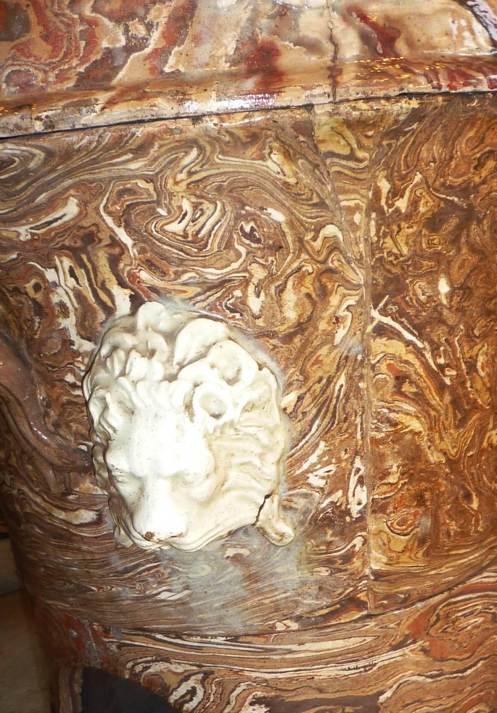 18th Century Neoclassical Italian Ceramic Brasero Imitating Marble 5