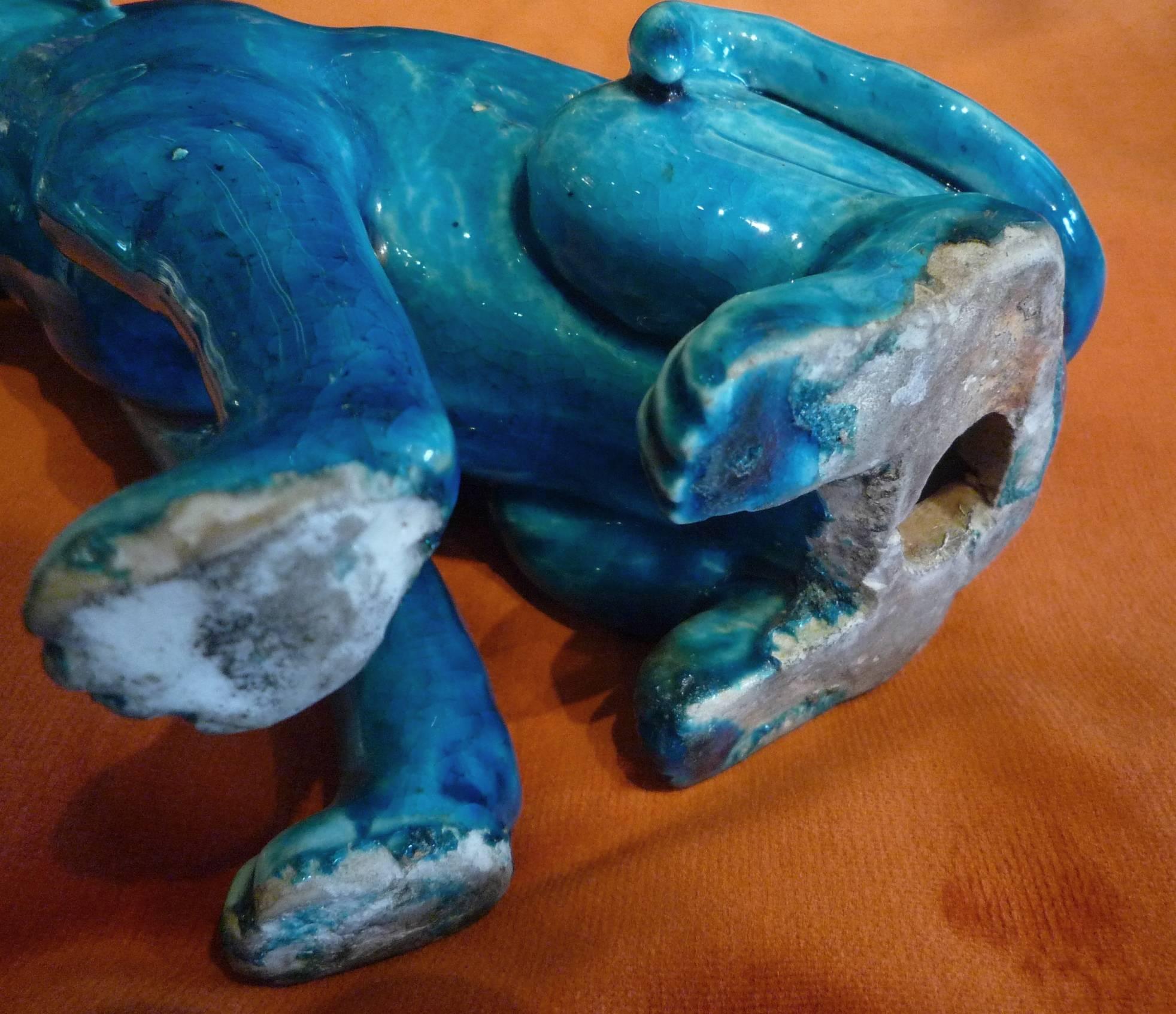 Pair of Chinese Export 'Compagnie des Indes' Turquoise Porcelain Dogs 1