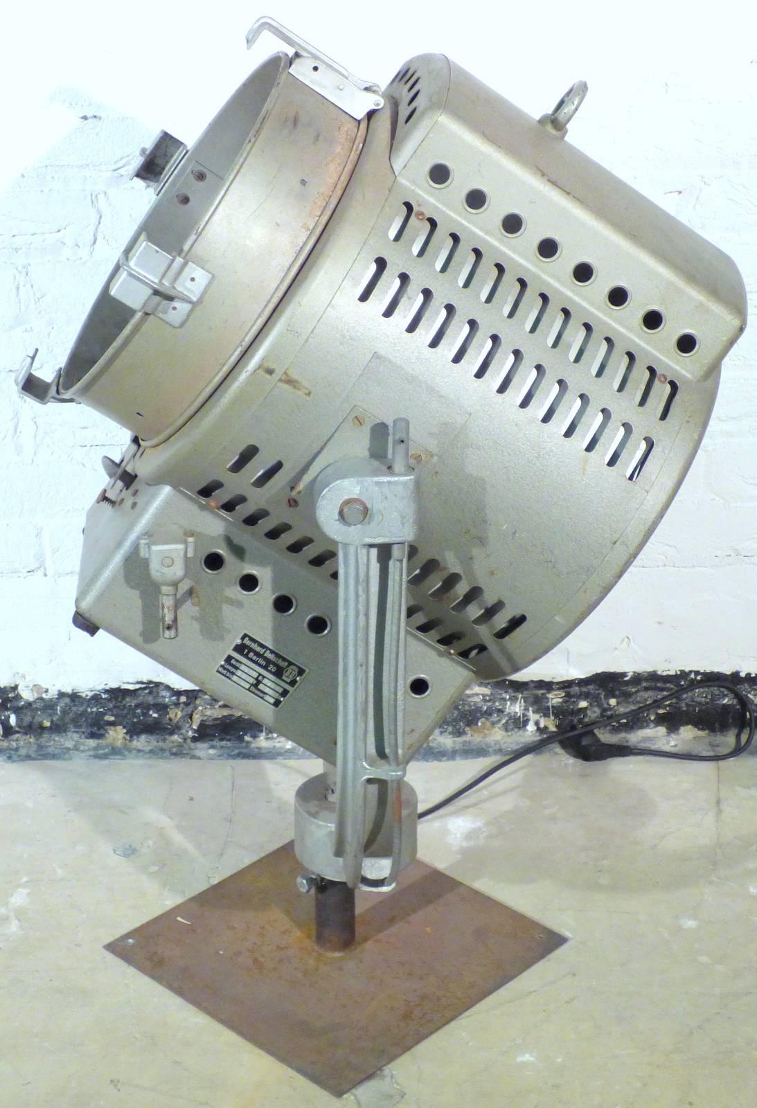 Original German Movie and Film Spot from 1950s In Good Condition For Sale In Dusseldorf, NRW