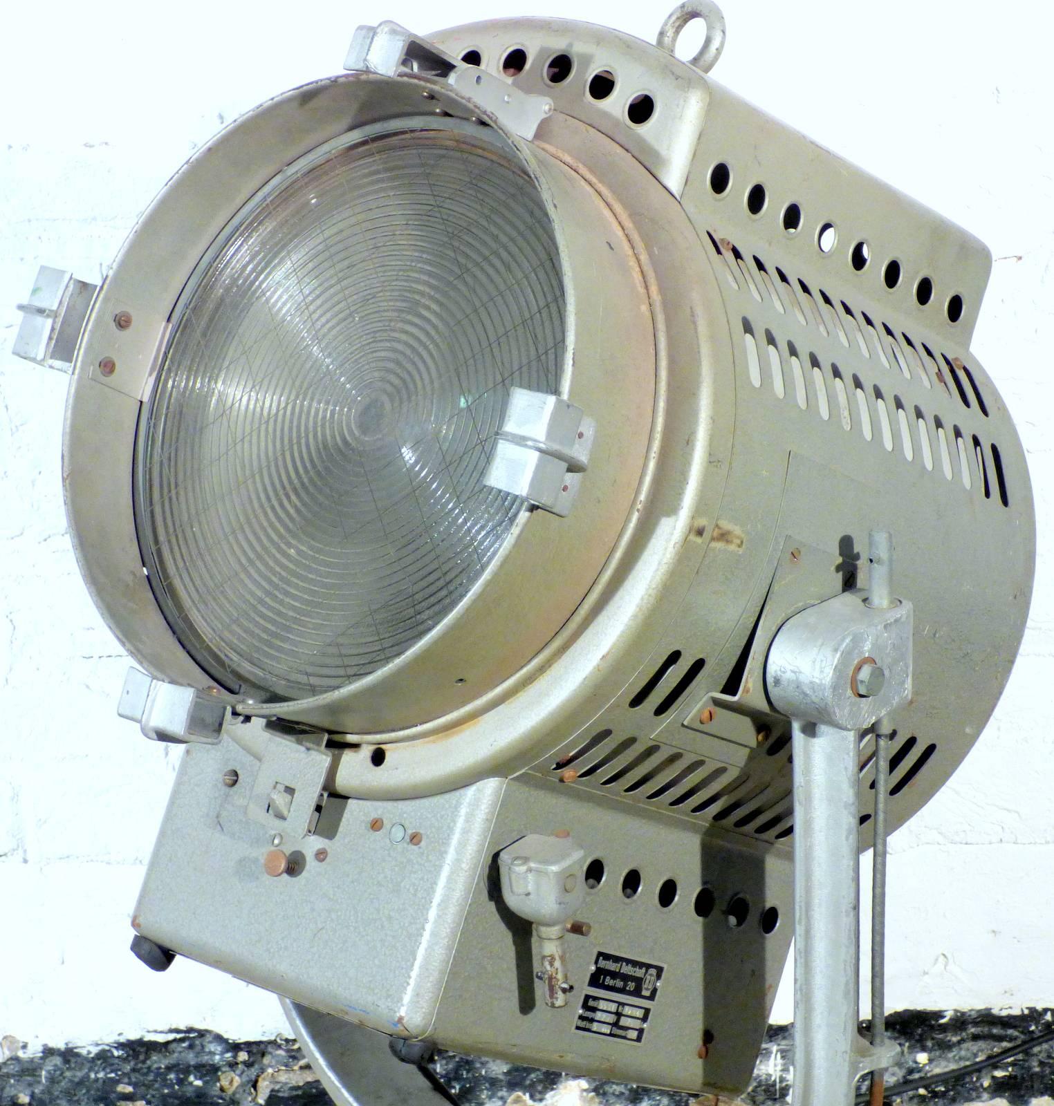 Industrial Original German Movie and Film Spot from 1950s For Sale