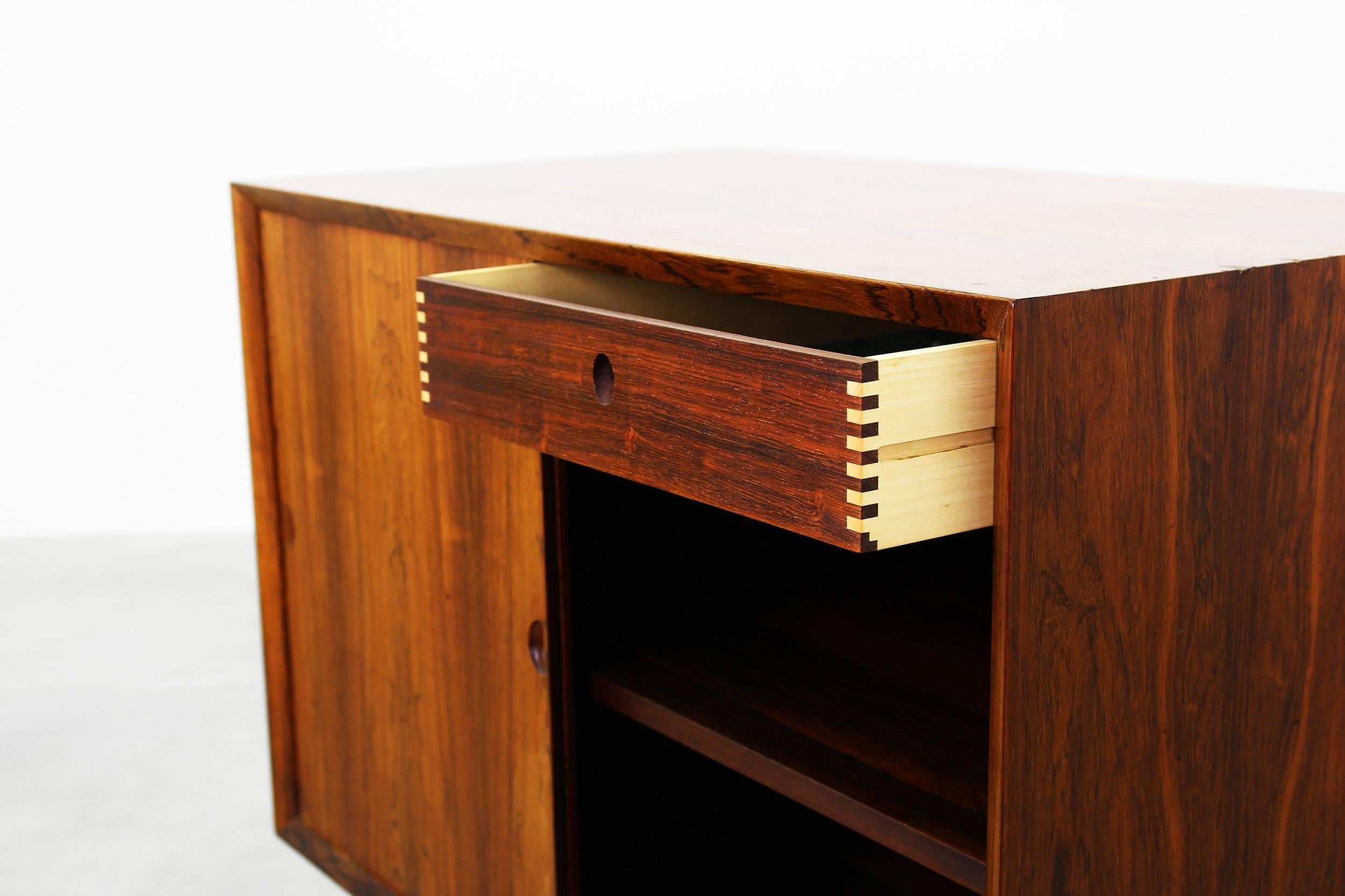 Rosewood Commode Chest of Drawers by Poul Cadovius