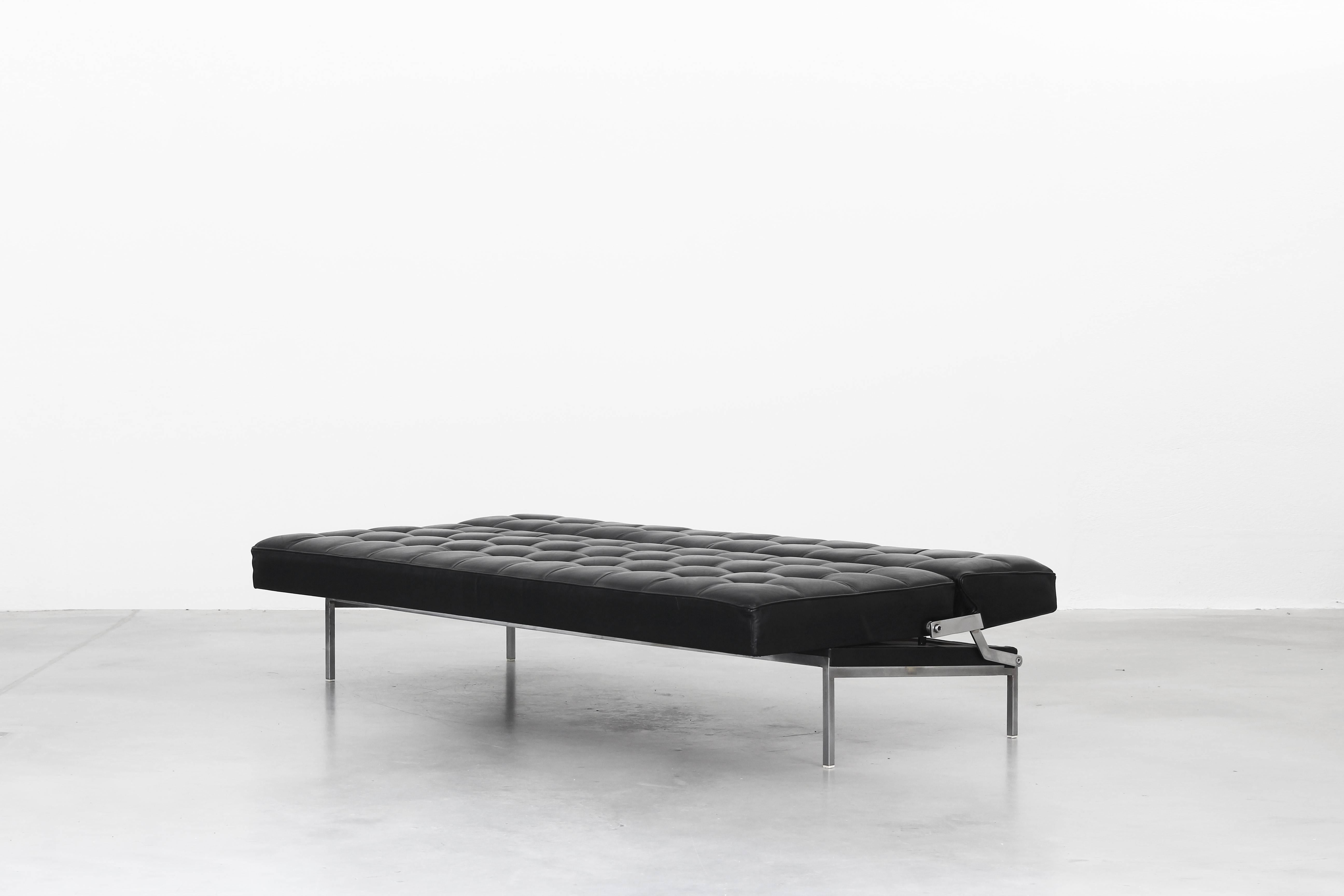 Schönes Sofa-Tagesbett Mod. Constanze entworfen von Johannes Spalt für Wittmann 3