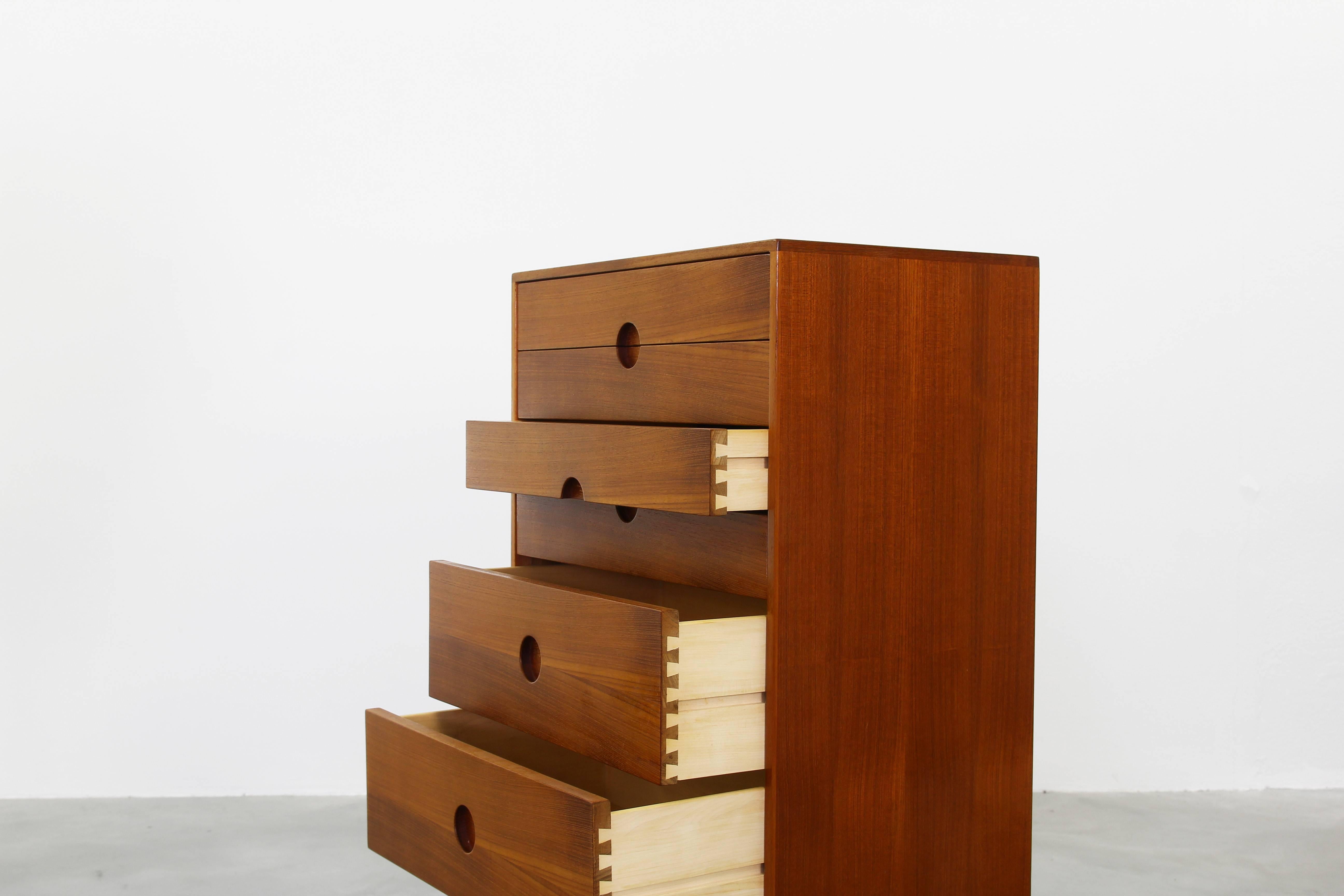 Beautiful Chest of Drawers Commode by Aksel Kjersgaard for Odder 1