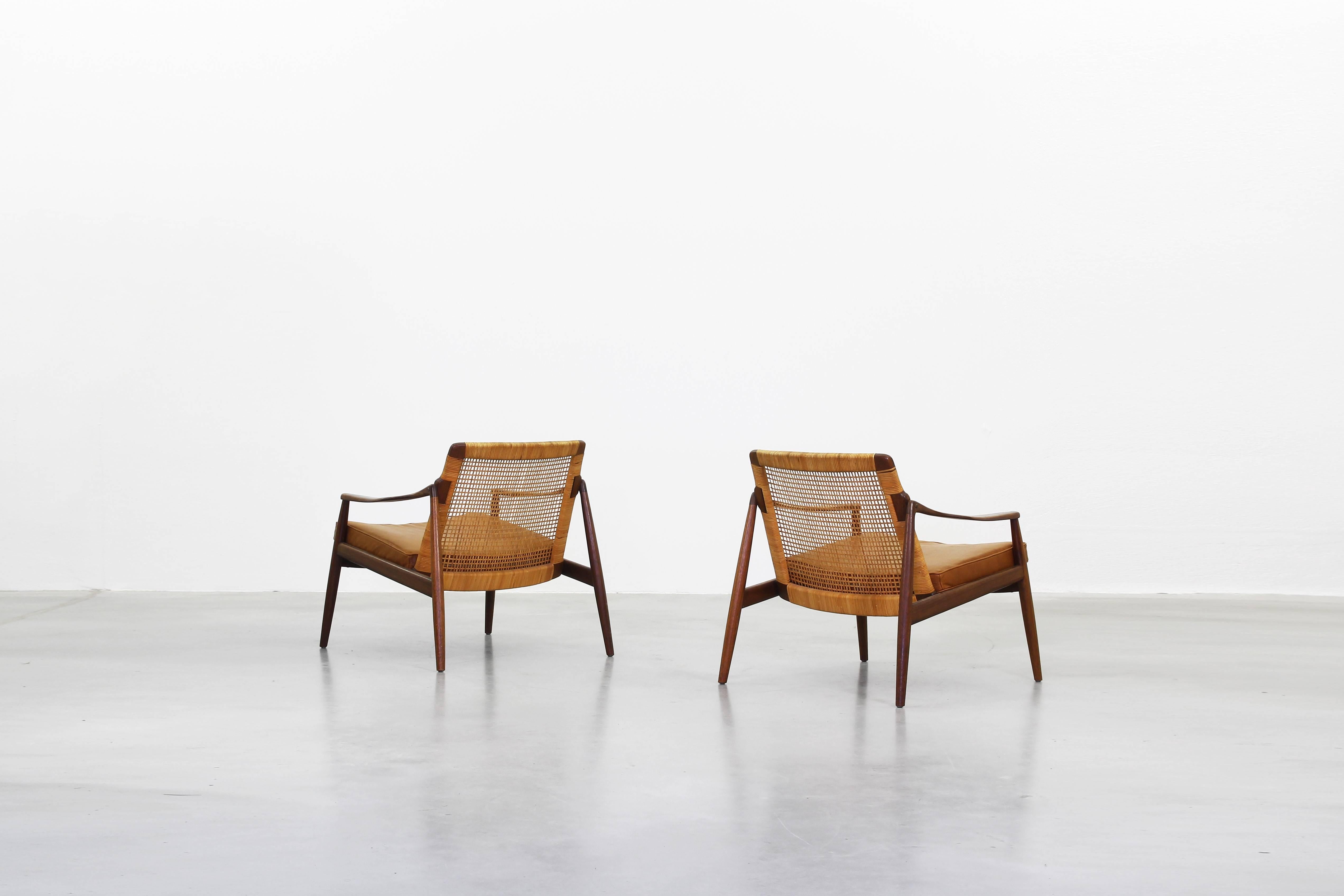 Beautiful Pair of Lounge Easy Chairs by Hartmut Lohmeyer for Wilkhahn No.2 In Excellent Condition In Berlin, DE