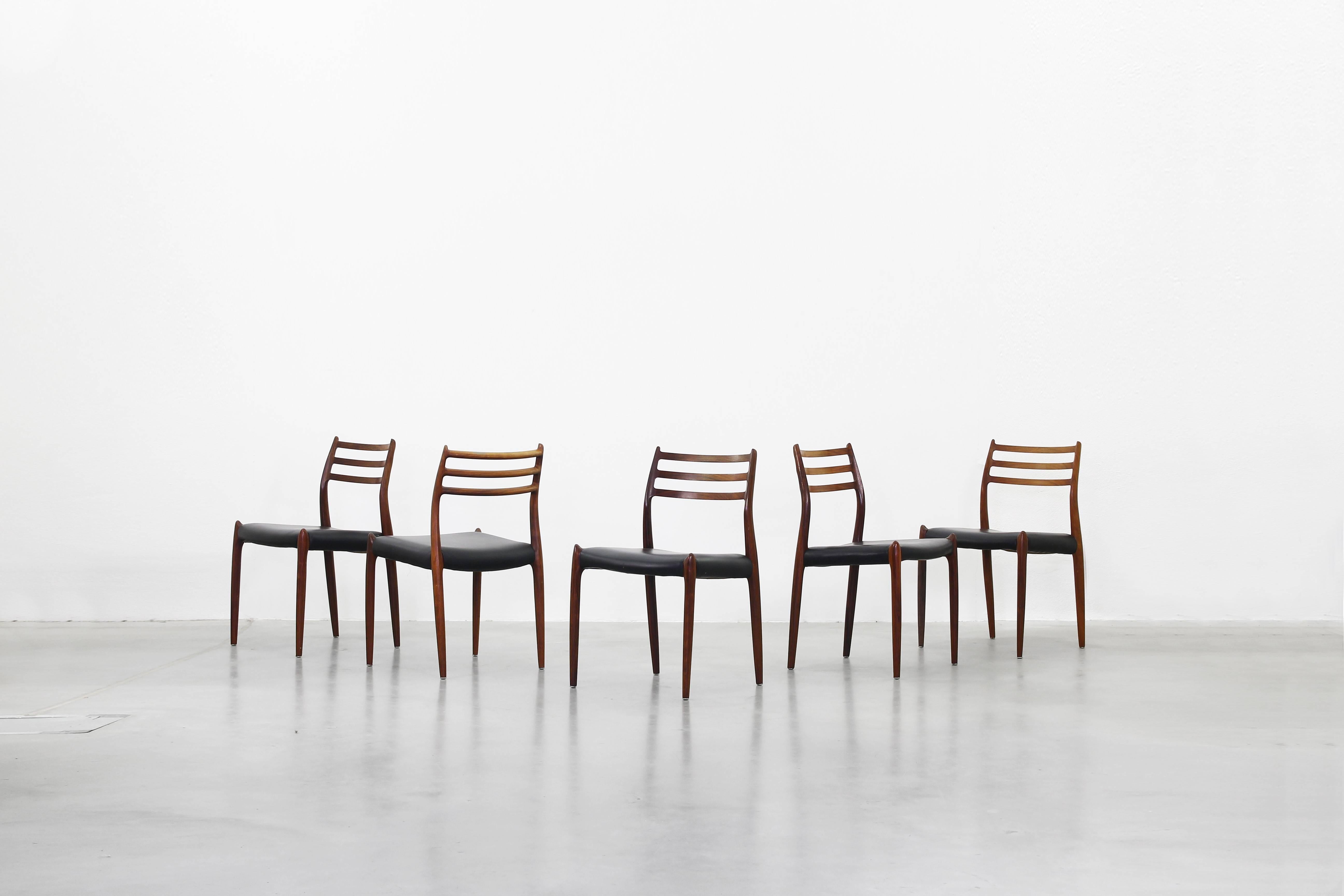 Danish Set of Five Beautiful Dining Chairs by Niels O. Moller Møller Rosewood