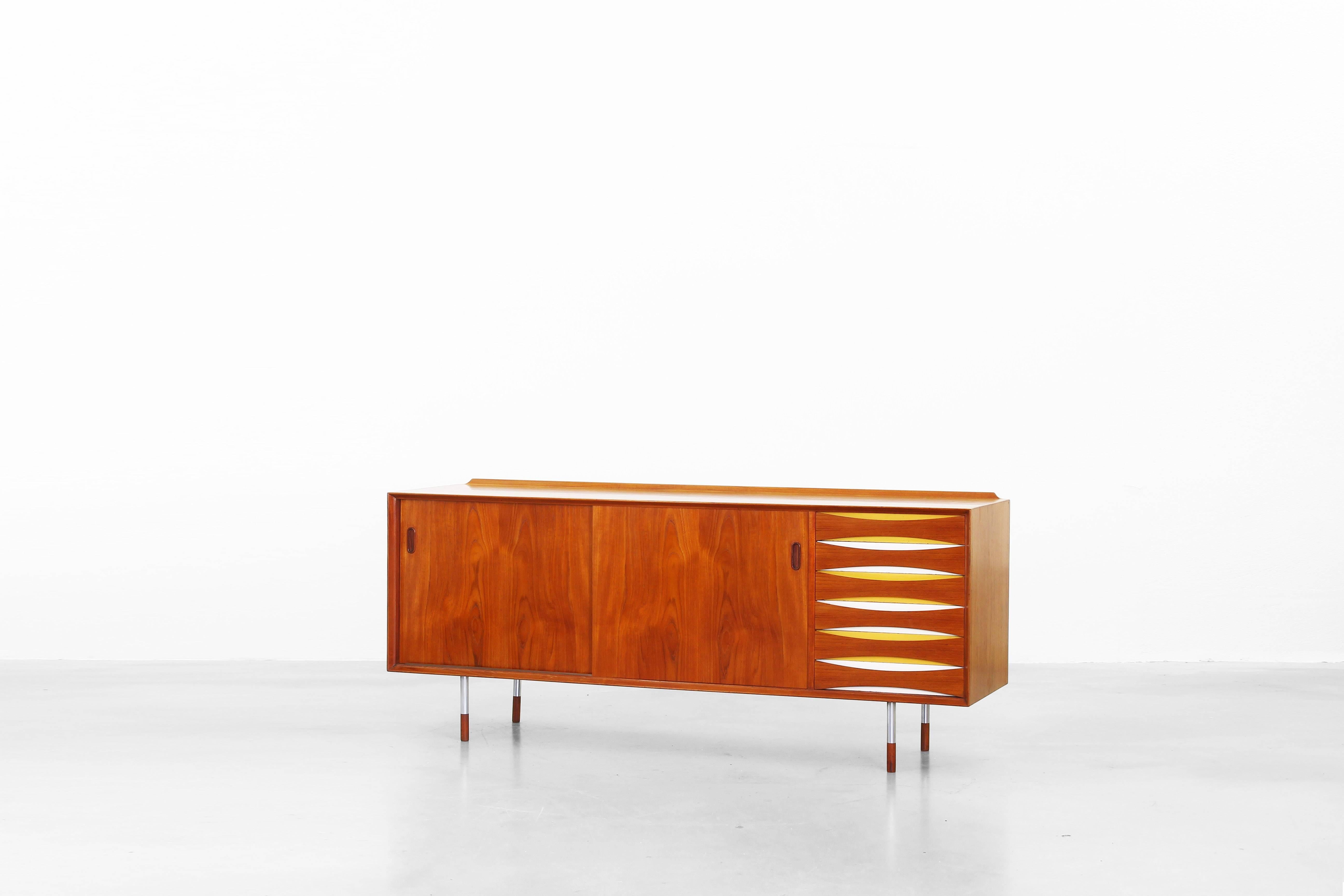 Rare Sideboard by Arne Vodder for Sibast Furniture Mod. 29, Denmark, 1958 In Good Condition In Berlin, DE