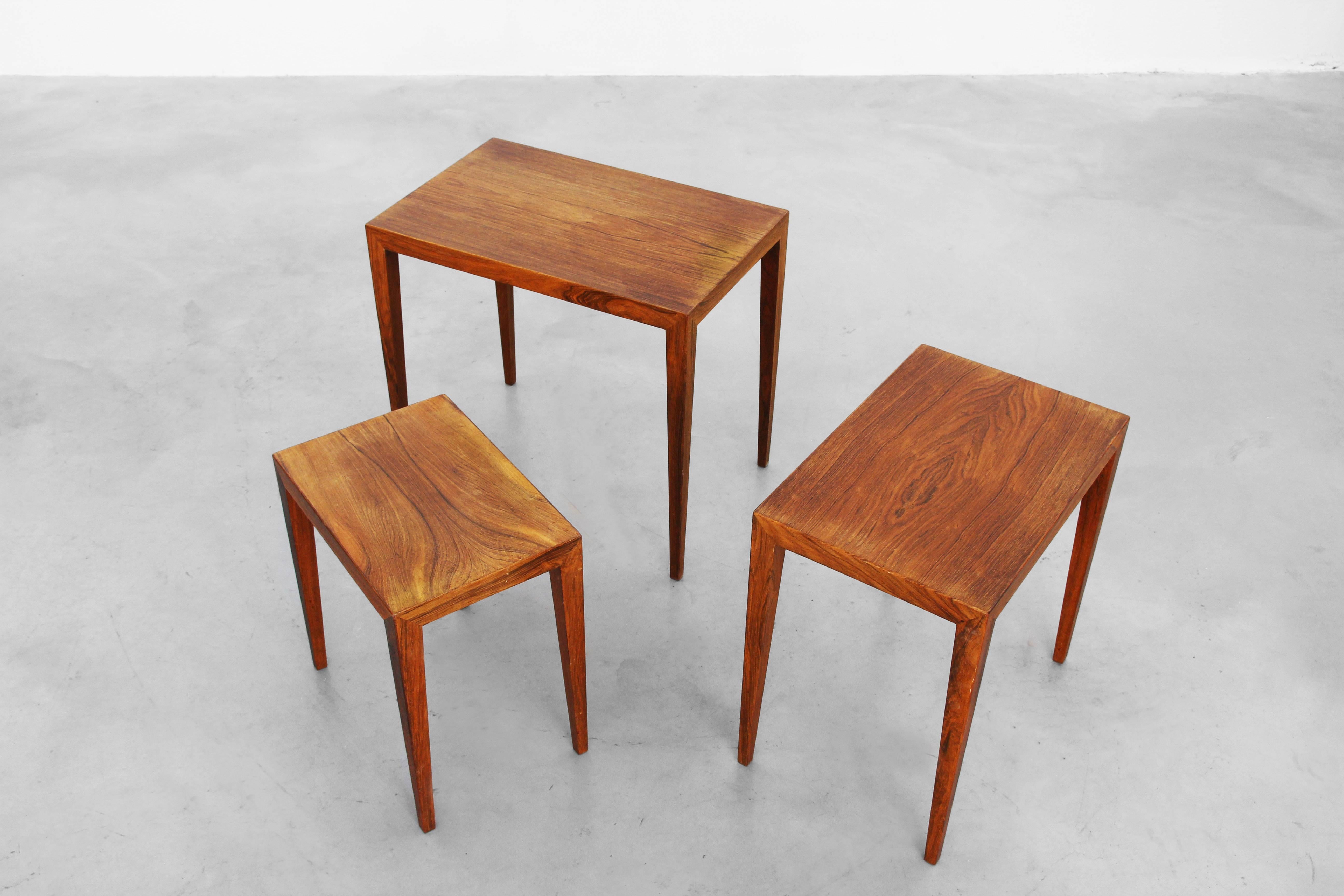 Magnifiques tables gigognes danoises par Severin Hansen, Danemark, années 1960 en vente 1