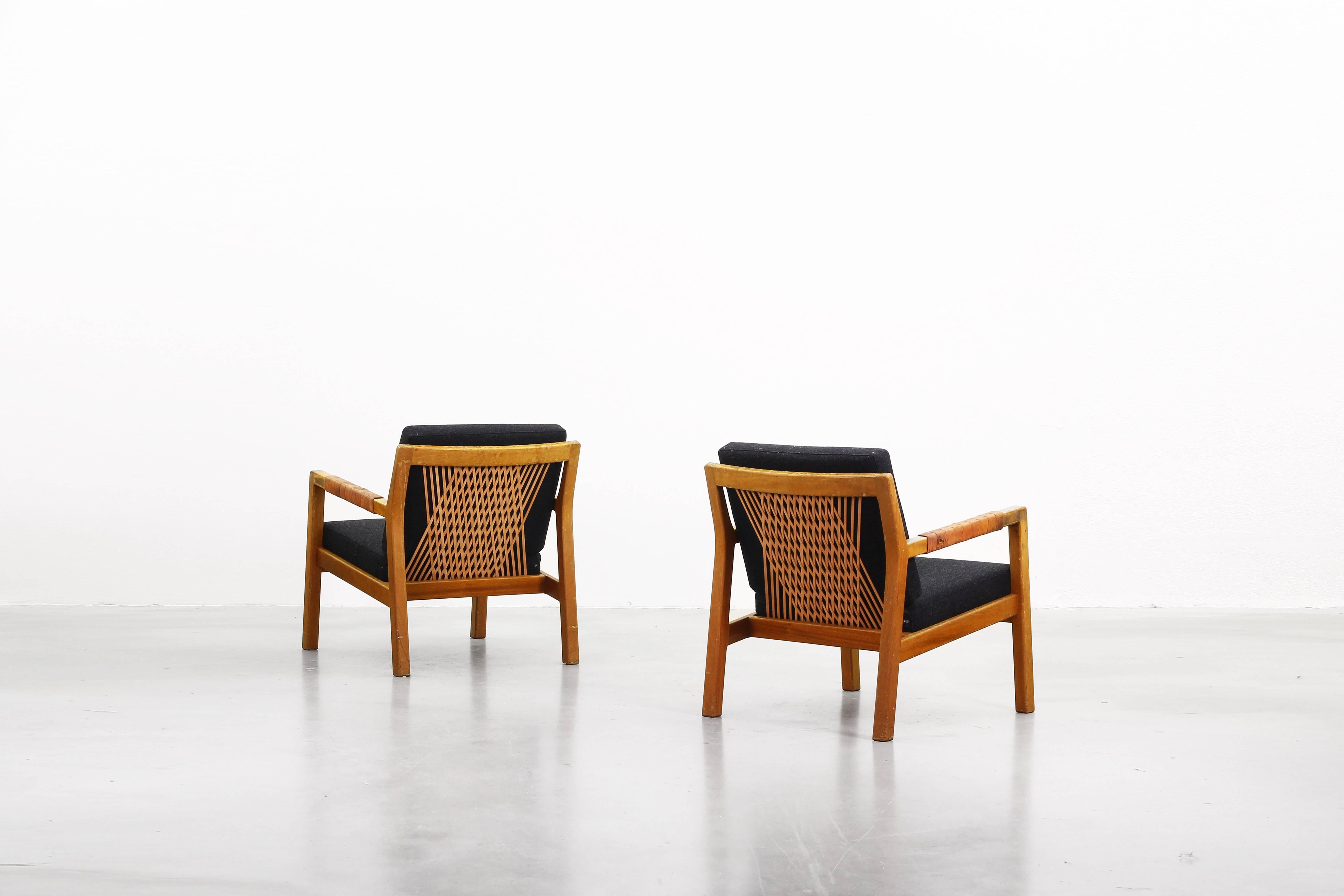 Finlandais Magnifique paire de fauteuils de salon en bois flotté de Carl Gustaf Hiort af rnas, Finlande en vente