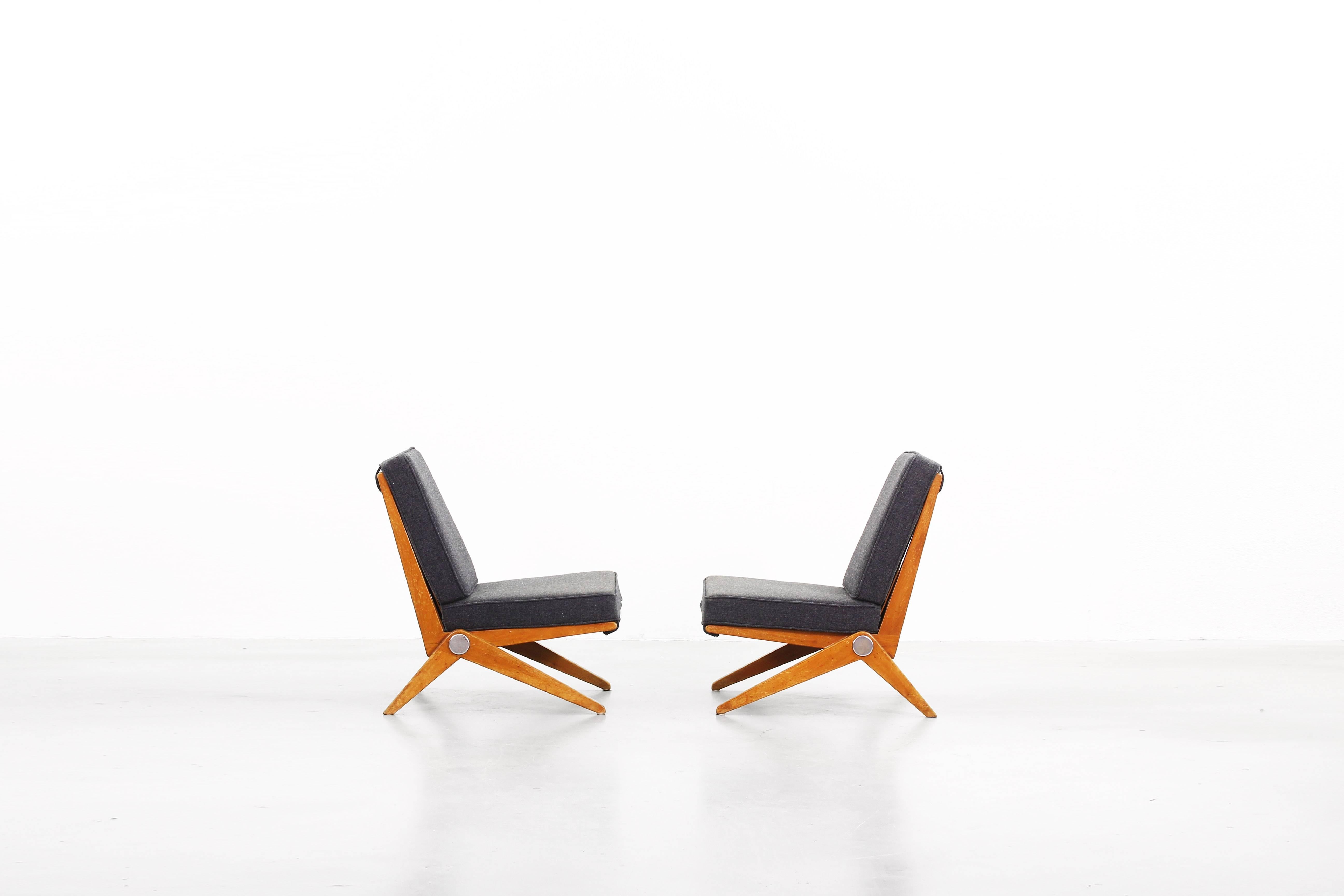 American Pair of Scissor Lounge Chairs by Pierre Jeanneret for Knoll International, 1957
