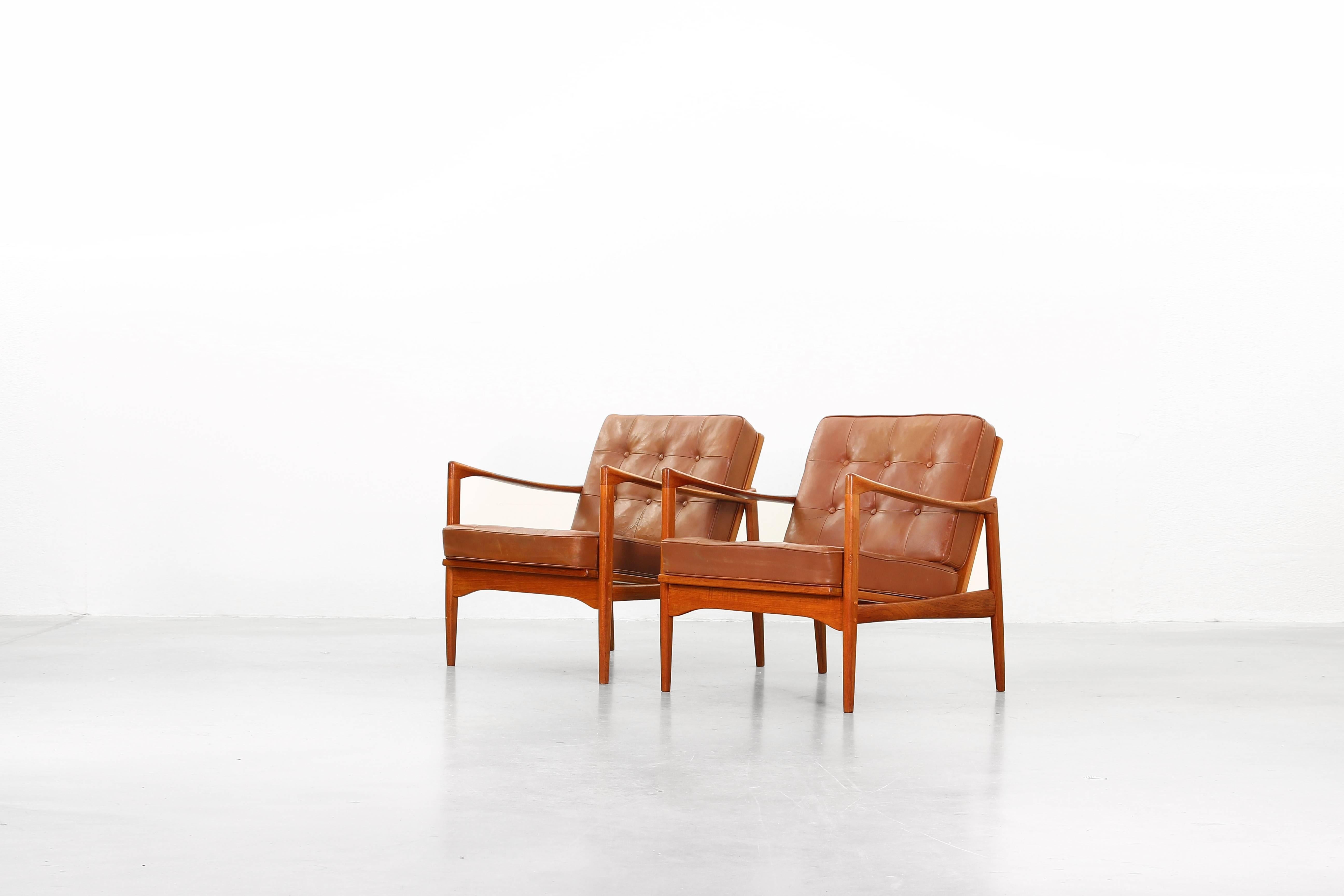 Beautiful Pair of Lounge Chairs by Ib Kofod Larsen for OPE Sweden In Good Condition In Berlin, DE
