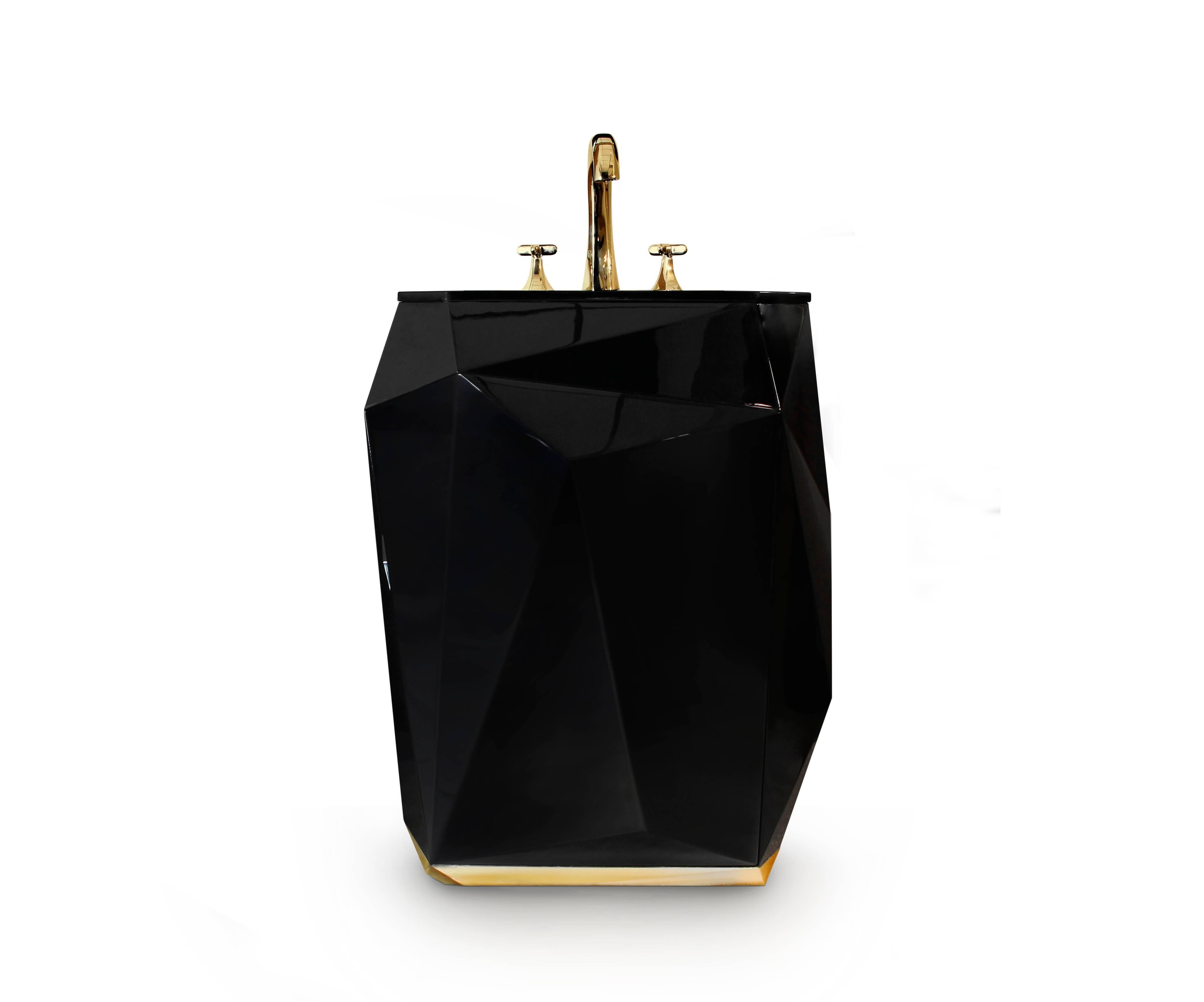 Portuguese European Modern Black Varnished Lacquer and Gold Freestanding Wash Basin Sink For Sale