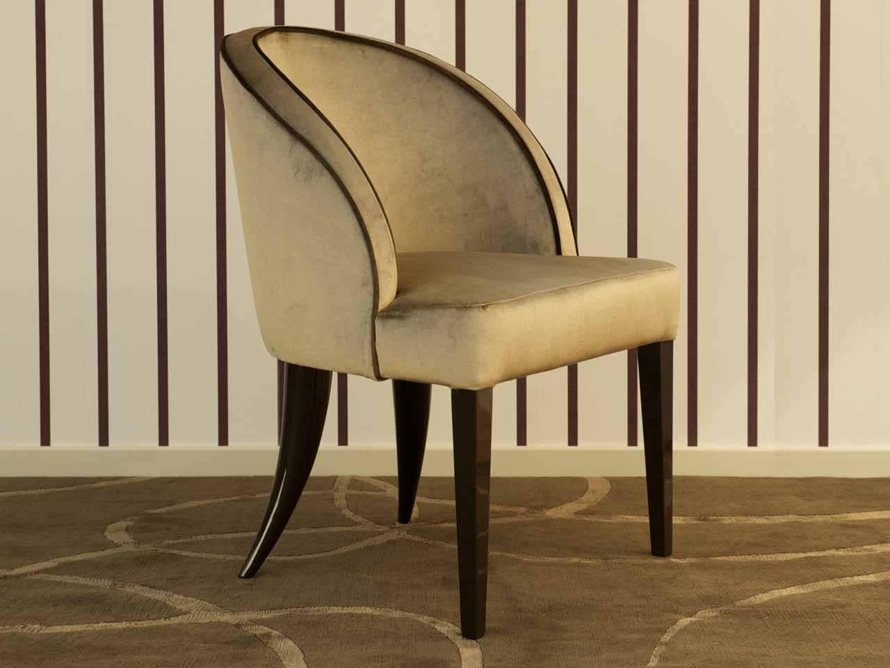 Set of Six Italian Sabre Lui Dining Chairs by Dom Edizioni In Excellent Condition For Sale In Sydney, NSW