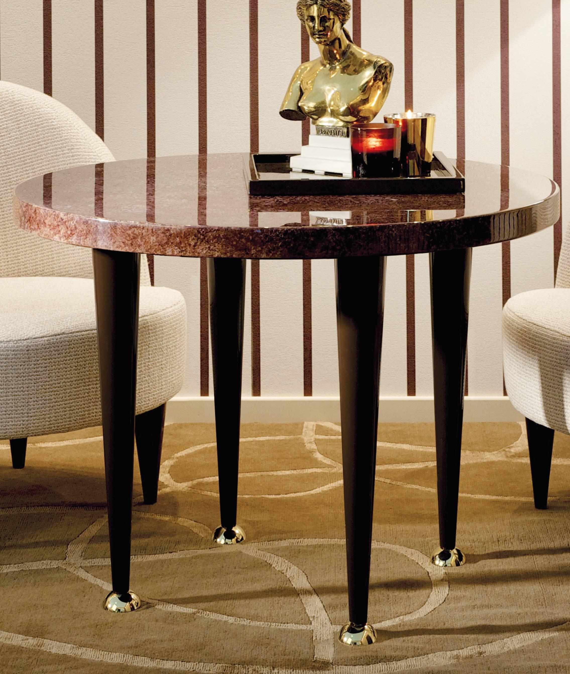 Dom Edizioni Modern Italian Marble and Brass Gueridon Vedome Side or End Table For Sale 3