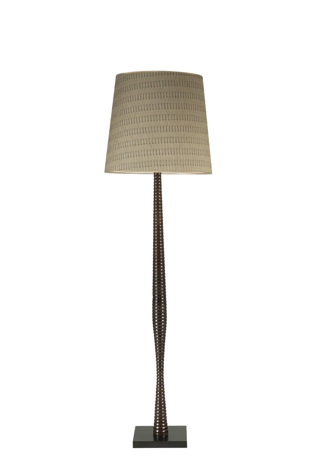 Very simple textured turned wood lamp with one E27 bulb. Choice of either darker beige 'Romul 007' shade or lighter 'beige 05' shade.

Shade: Diameter 40 cm, H 45 cm.