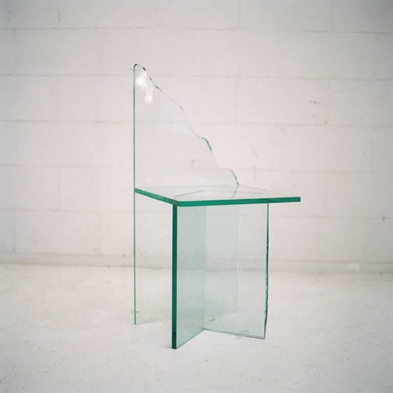 Dreier-Sessel aus Glas von Guillermo Santoma (Organische Moderne) im Angebot
