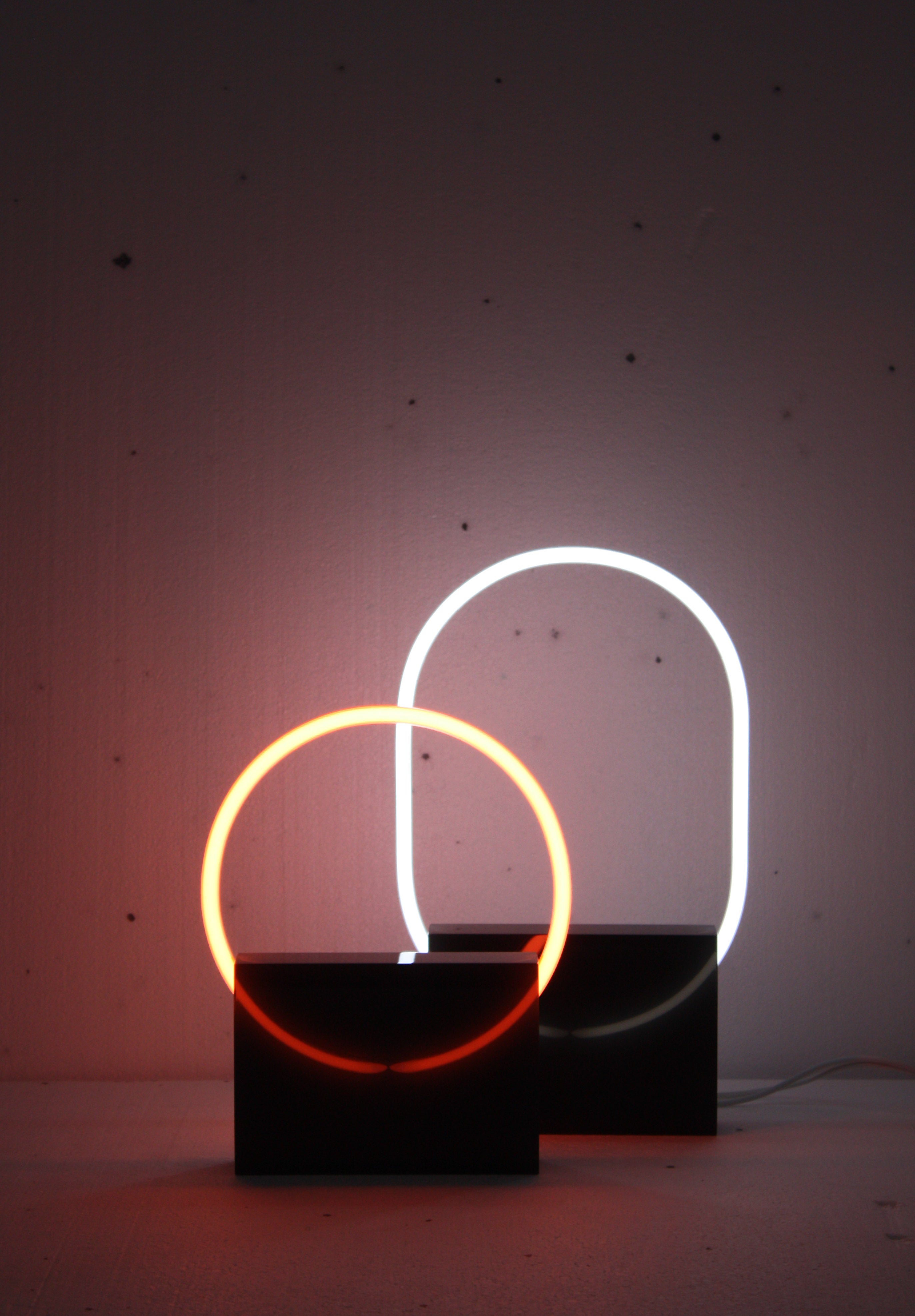 Voie Light Small Block 2 Oval Black White Resin And Neon Table Lamp
