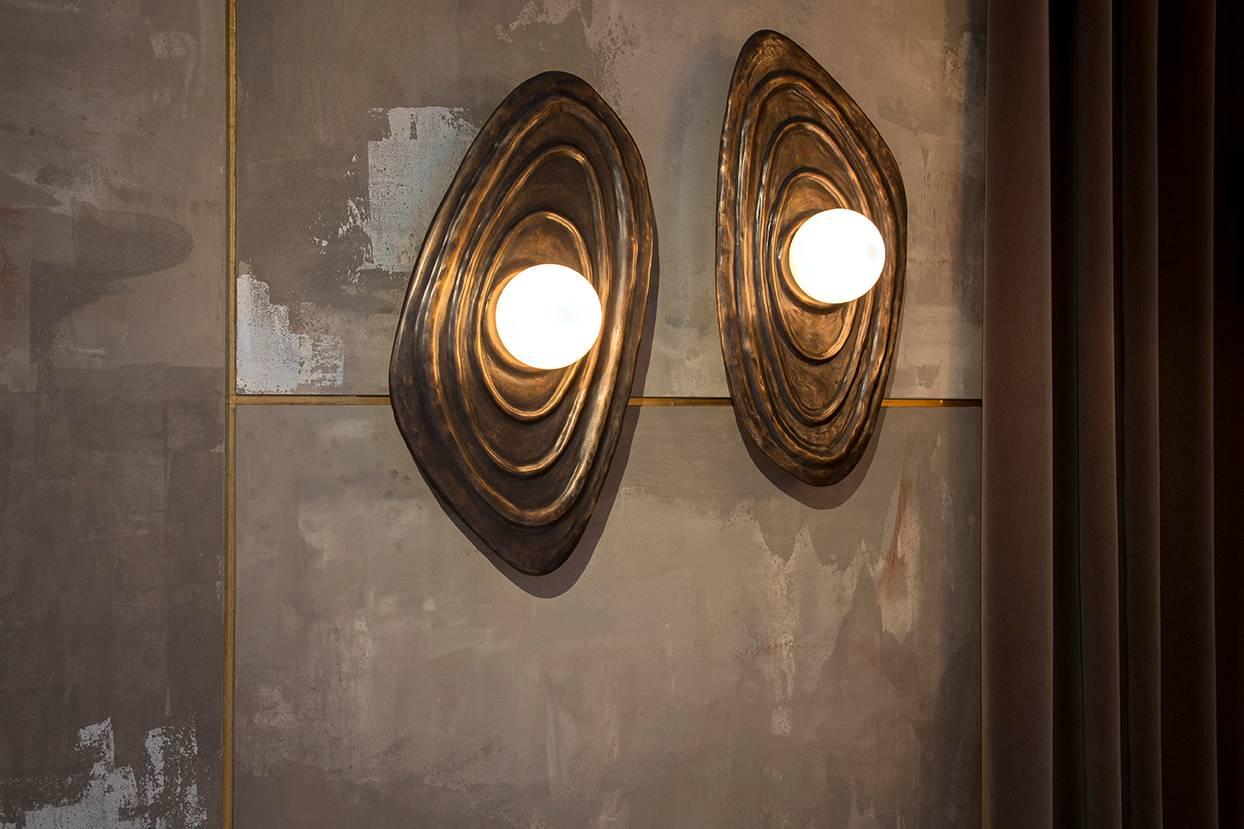 Perla Wall Sconce Cast Bronze with Alabaster Orb For Sale 2