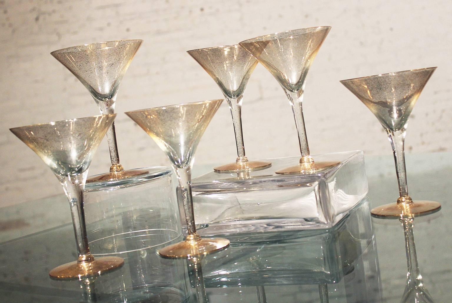 Dorothy C. Thorpe Gold Fleck Martini Cocktail Glasses In Good Condition In Topeka, KS