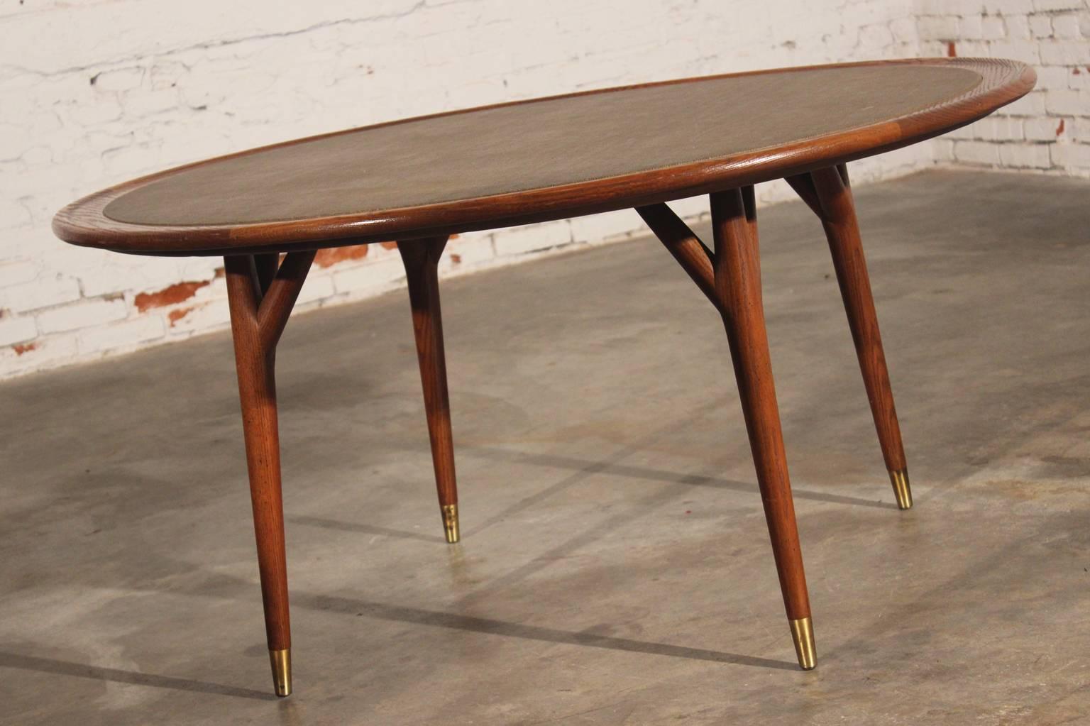 Fabulous Americana Casual vintage mid-century modern game table and chairs set designed by Jack Van der Molen for Jamestown Lounge Company. The set is in really wonderful original condition.

This is an incredible vintage mid-century modern game