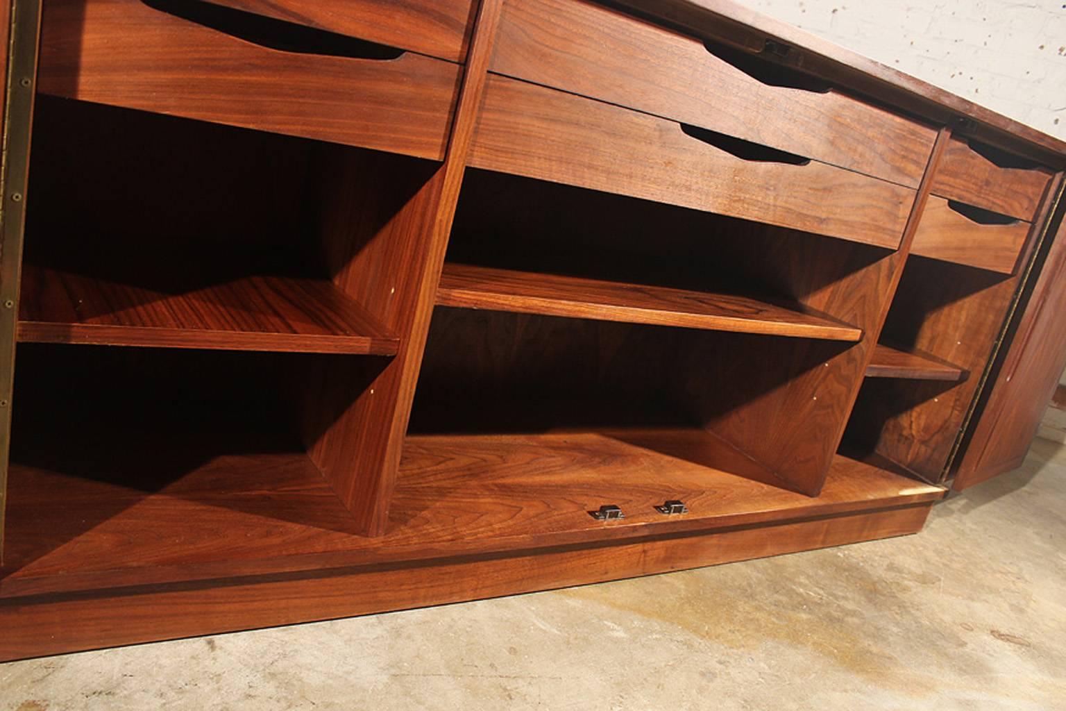 Mid-Century Modern Honduran Rosewood Bookmatched Cabinet by Jack Cartwright for Founders Furniture