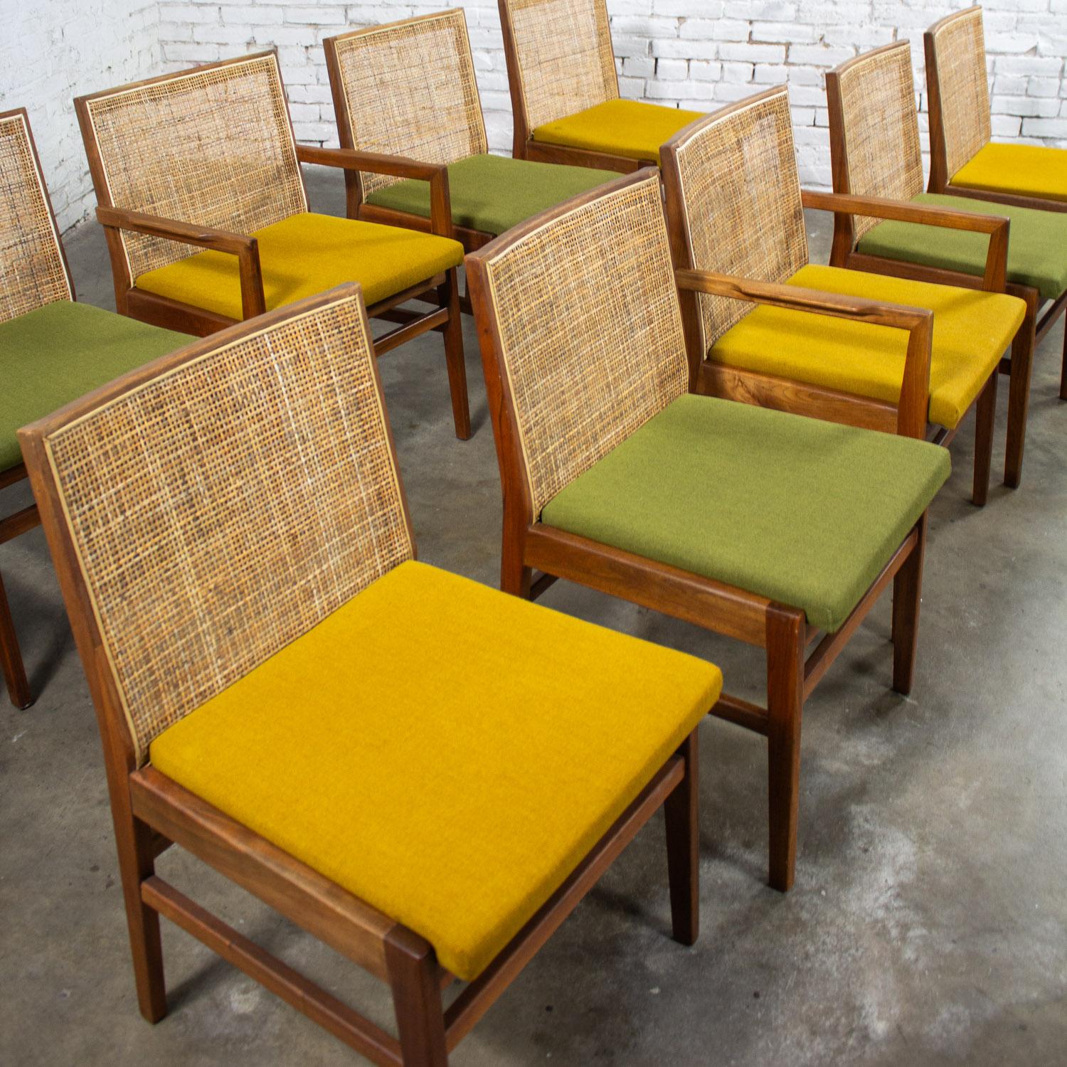 1960's MCM Hibriten Satz von 10 Nussbaum & Cane Esszimmerstühle 2 bewaffnet und 8 Seite (amerikanisch) im Angebot