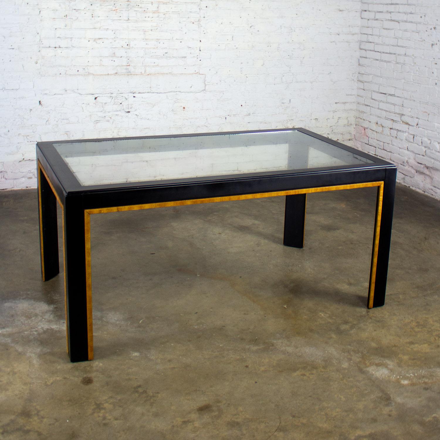 Modern Parsons Style Dining Table Black Painted w/Faux Rattan Trim & Glass Inset For Sale 7