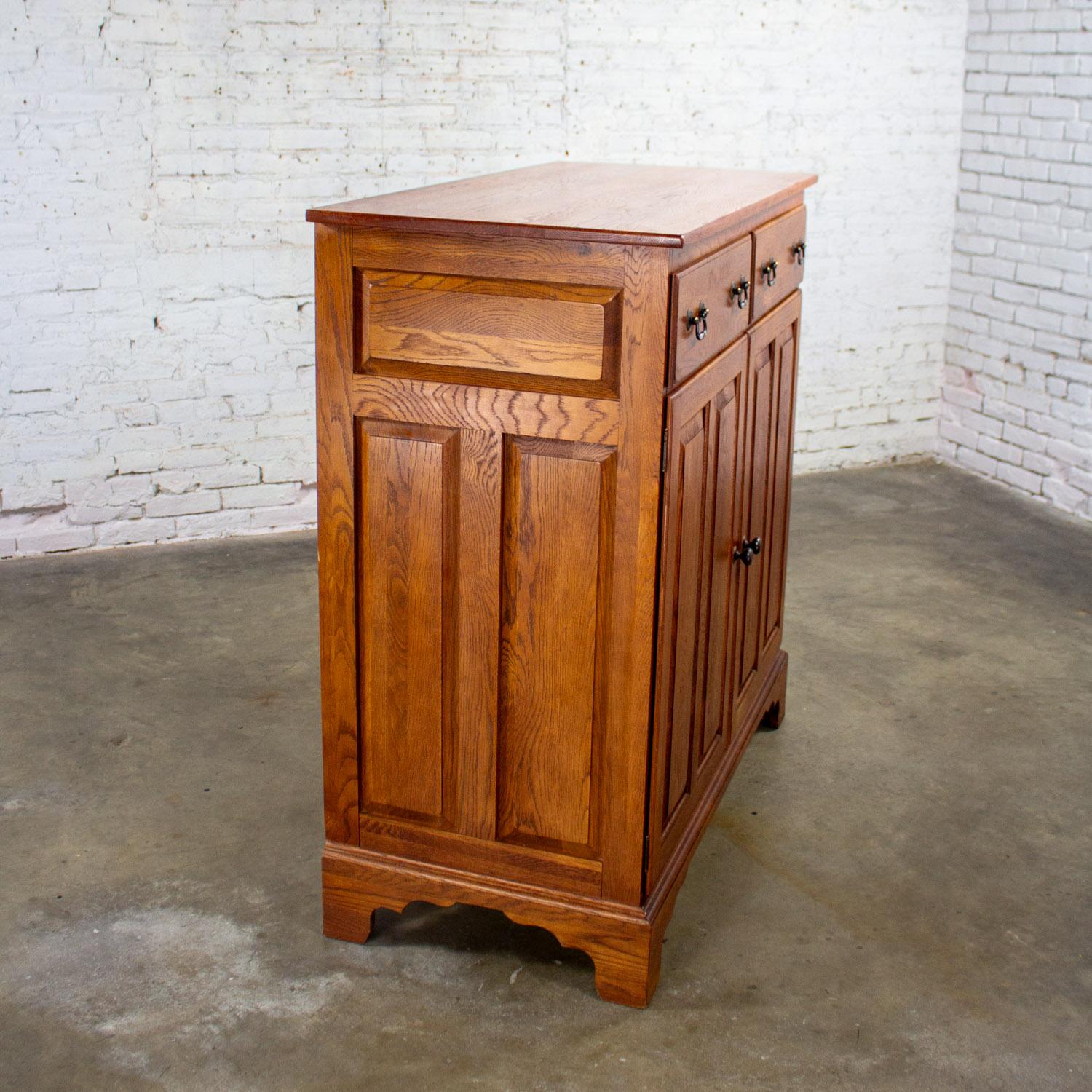Late 20th Century Georgian Style Oak Sideboard Chestnut Creek 100 Yr Anniversary Edition by Keller For Sale